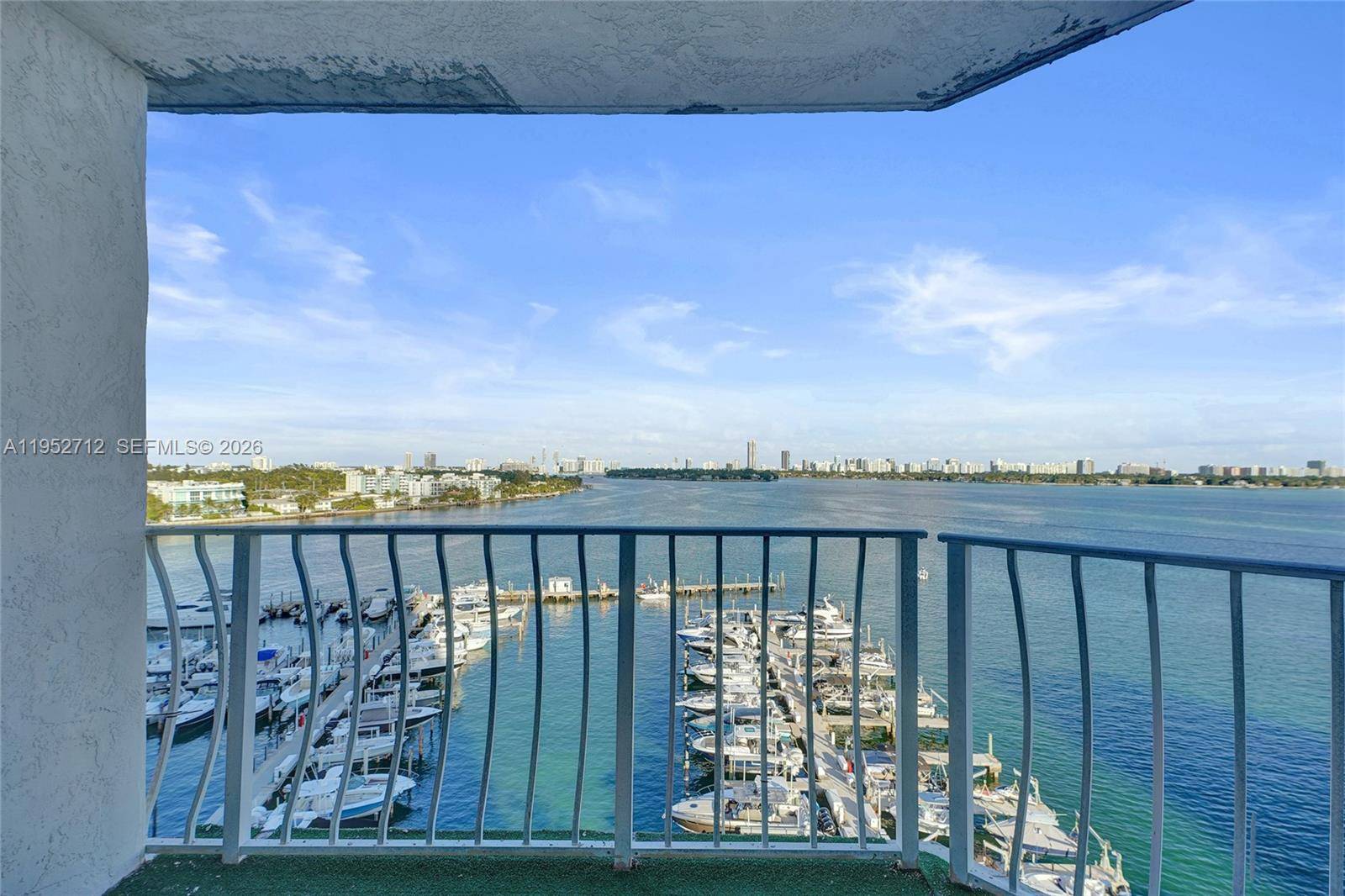 7601 E Treasure DrNorth Bay Village - Condo 5+ Stories,Condo condo unit 1120 - picture