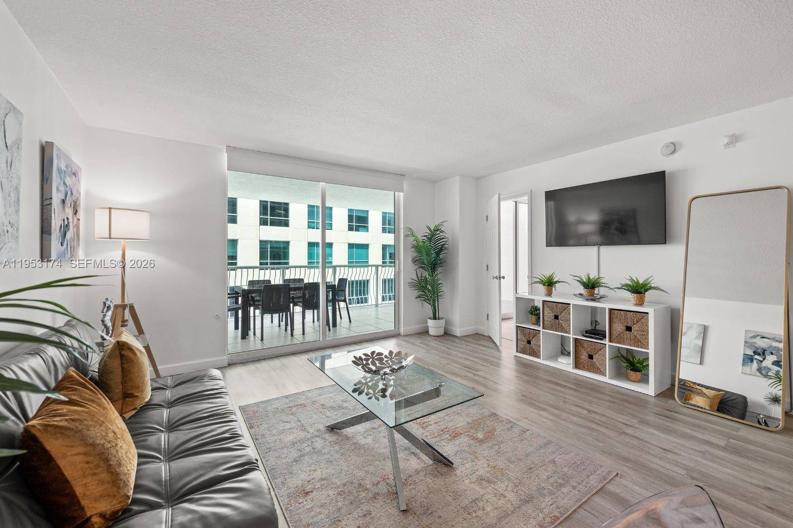 1200 Brickell Bay DrMiami - Condo 5+ Stories,Condo condo unit 2414 - picture