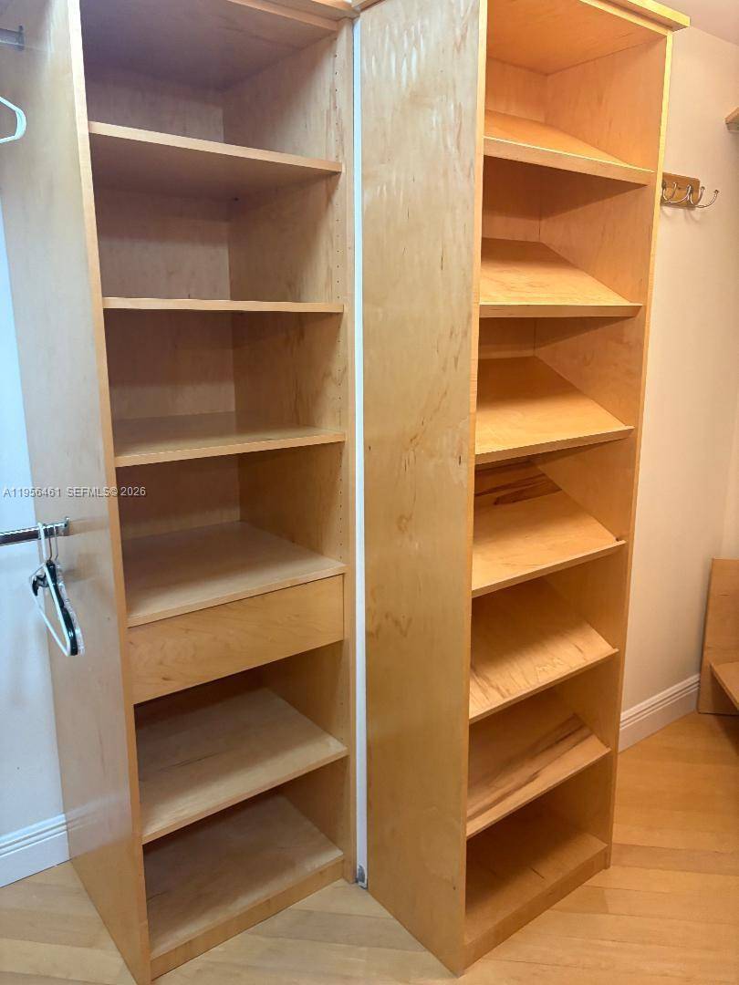 9595 E Collins AveSurfside - Condo/Co-Op/Annual,Condo condo unit N9-I - picture