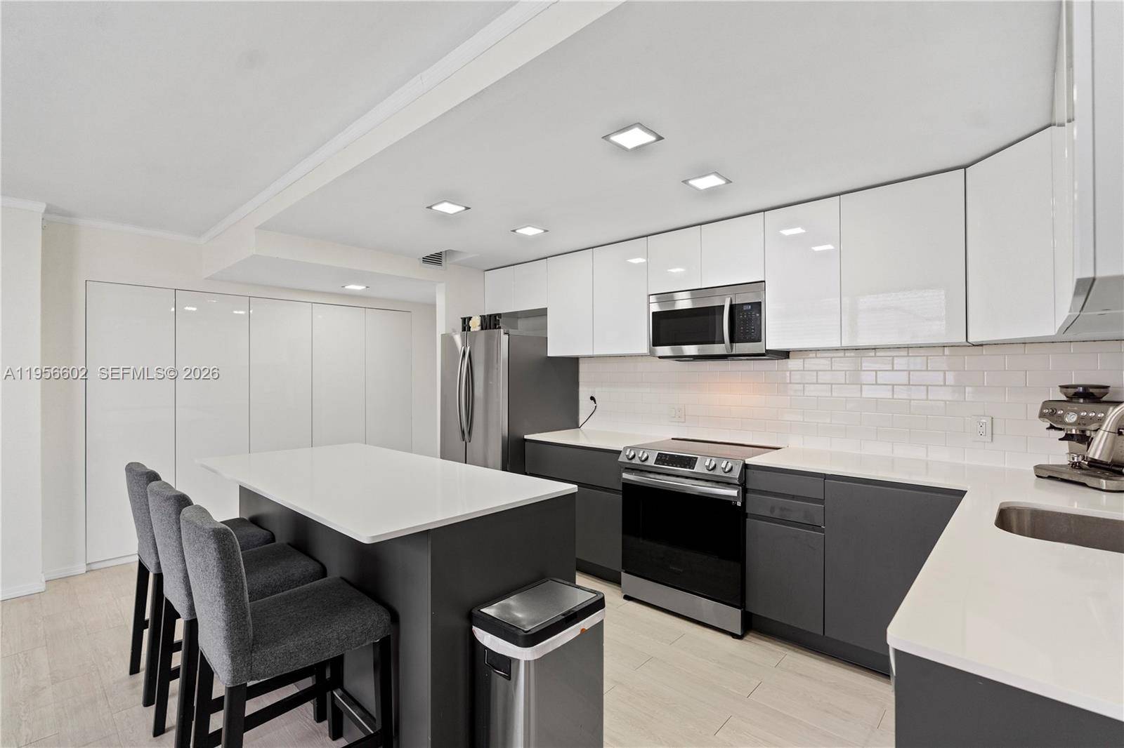 3440 NE 192nd StAventura - Condo 5+ Stories,Condo condo unit 5P-A - picture