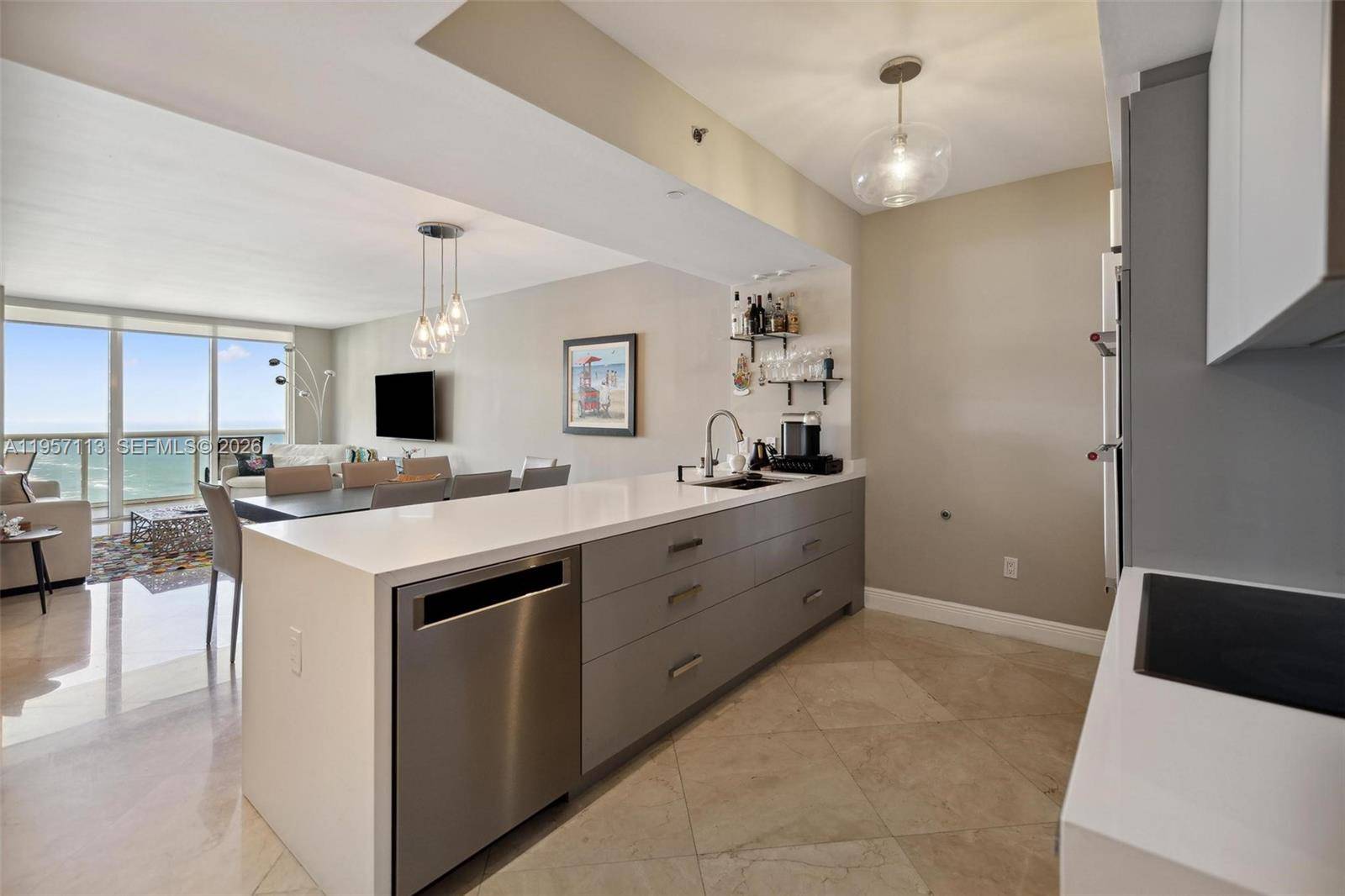 1830 S Ocean DrHallandale Beach - Condo/Co-Op/Seasonal,Condo condo unit 4211 - picture
