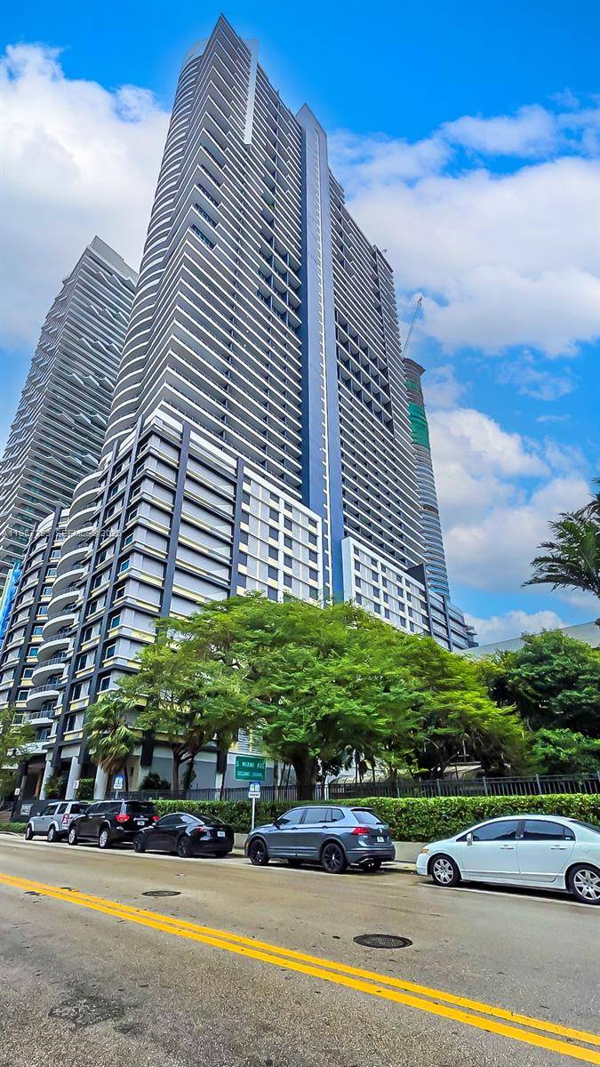 60 SW 13th StMiami - Condo 5+ Stories,Condo condo unit 3004 - picture
