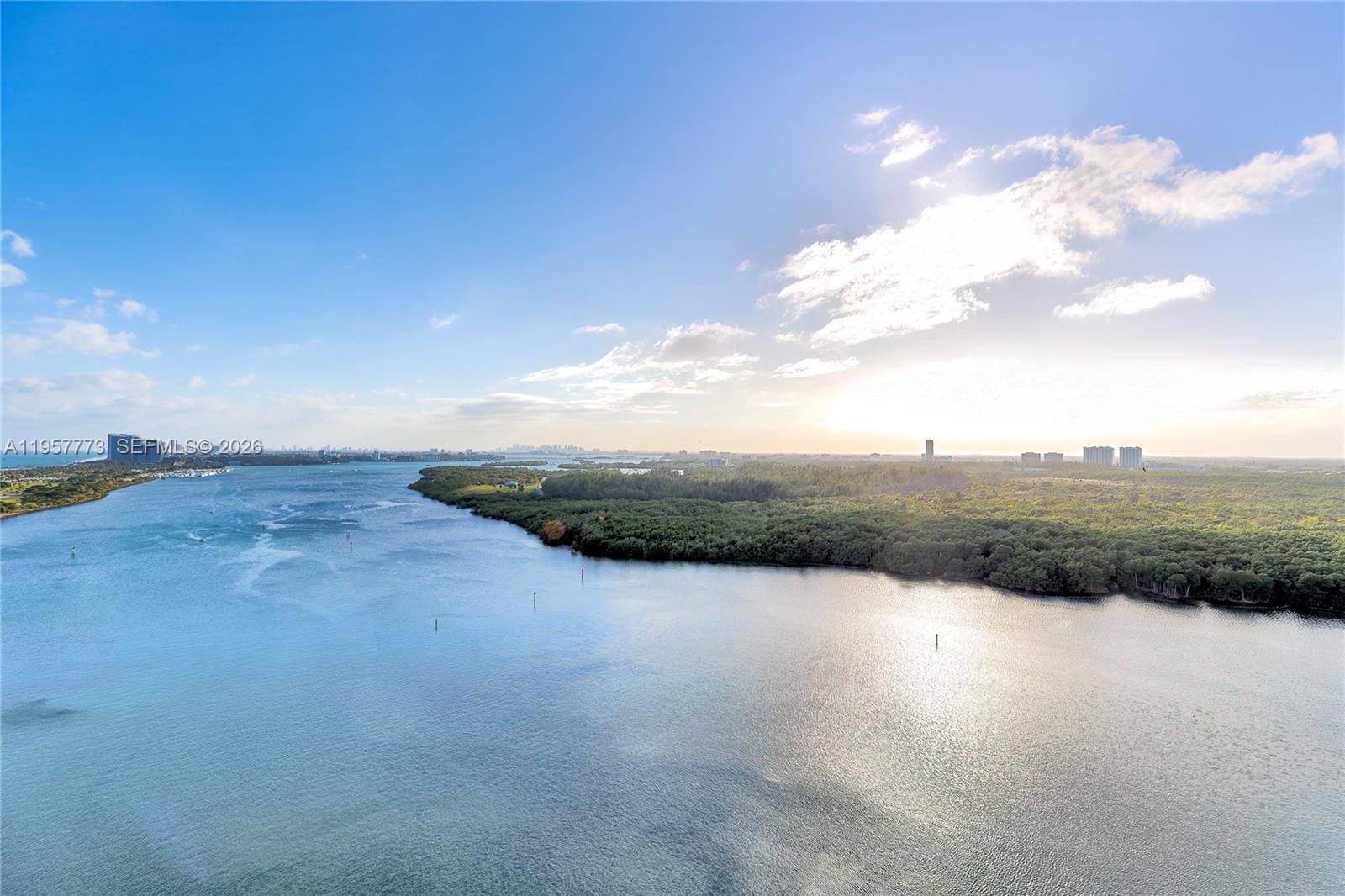 300 Bayview DrSunny Isles Beach - Condo 5+ Stories,Condo condo unit PH-06 - picture