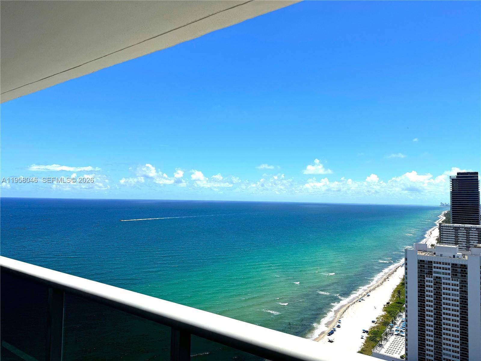 1830 S Ocean DrHallandale Beach - Condo/Co-Op/Annual,Condo condo unit 3303 - picture