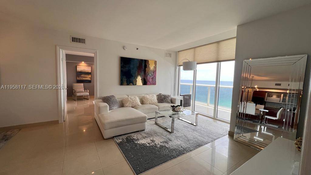 1830 S Ocean Dr(avail 04/01/26)Hallandale Beach - Condo/Co-Op/Seasonal,Condo condo unit 3404 - picture