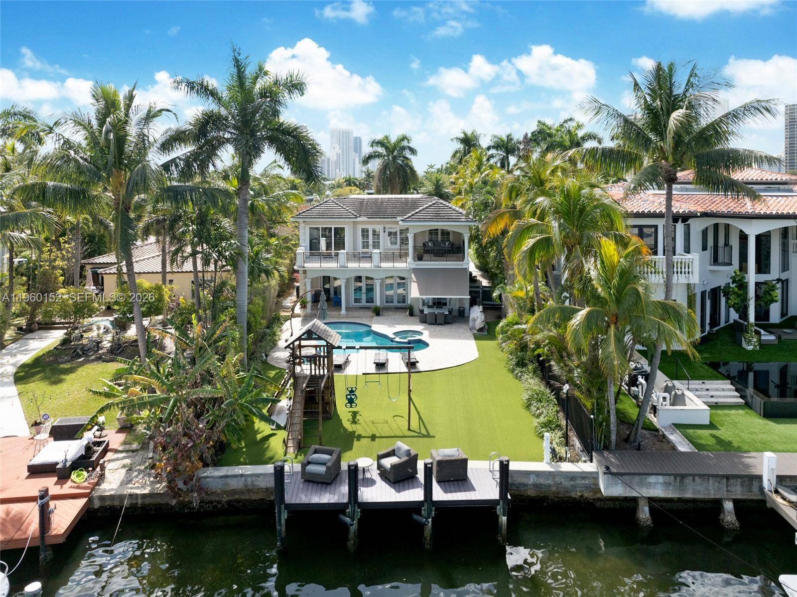 520 N ParkwayGolden Beach - picture