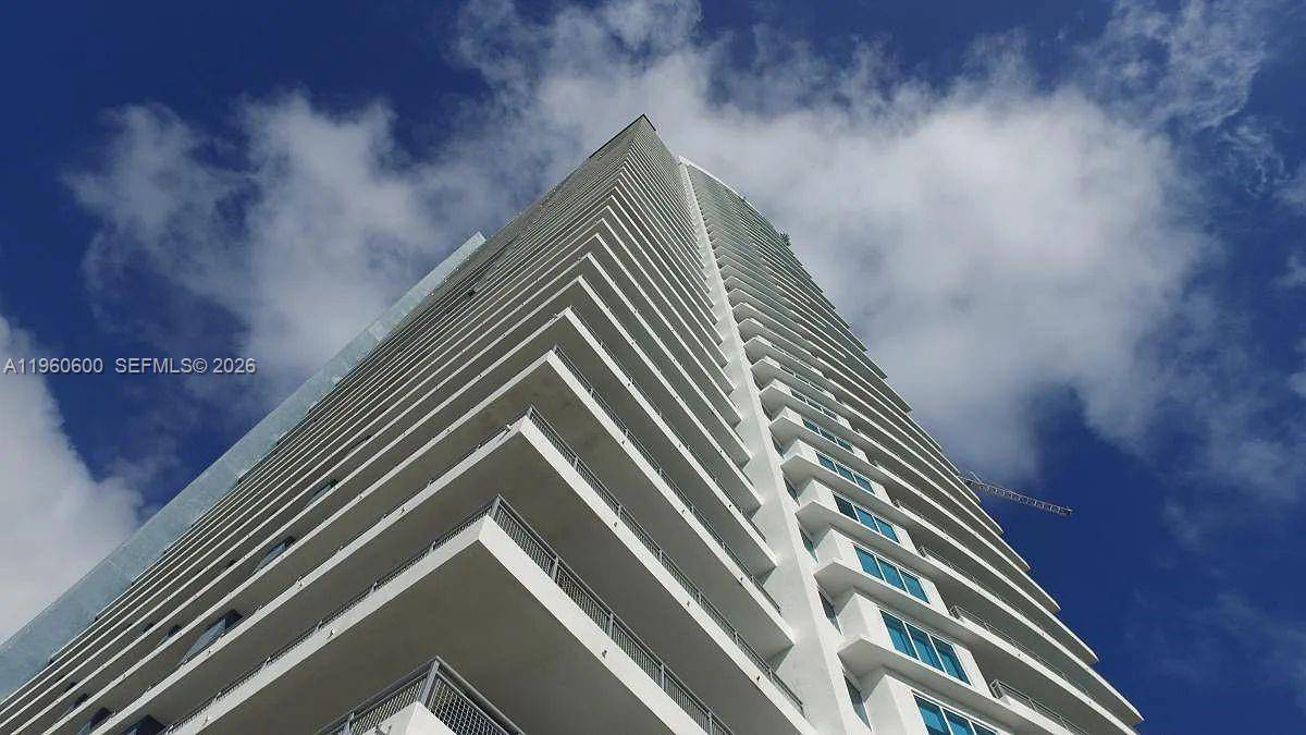 60 SW 13th StMiami - Condo 5+ Stories,Condo condo unit 3405 - picture