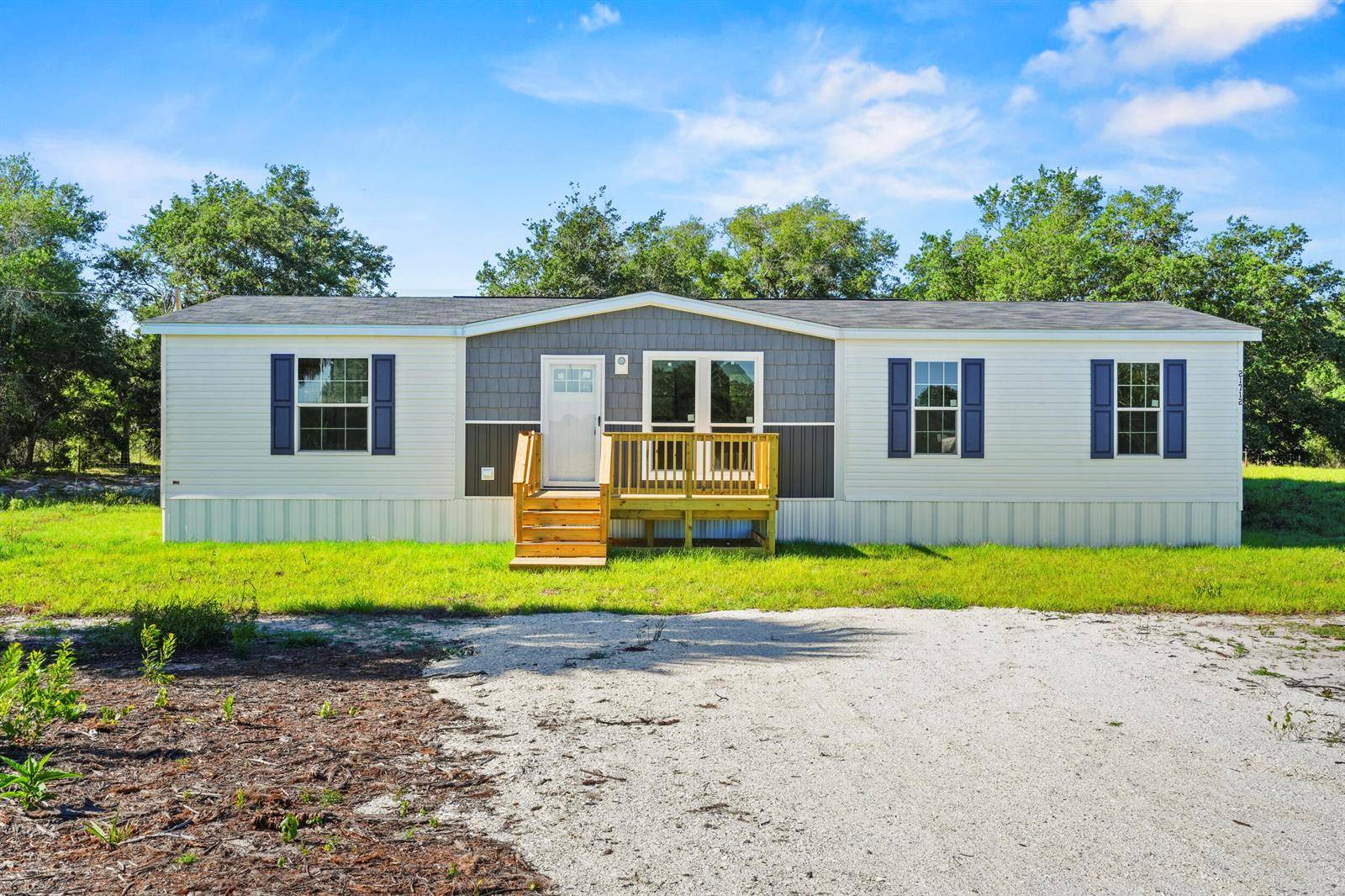 21712 NW 274thOkeechobee - picture