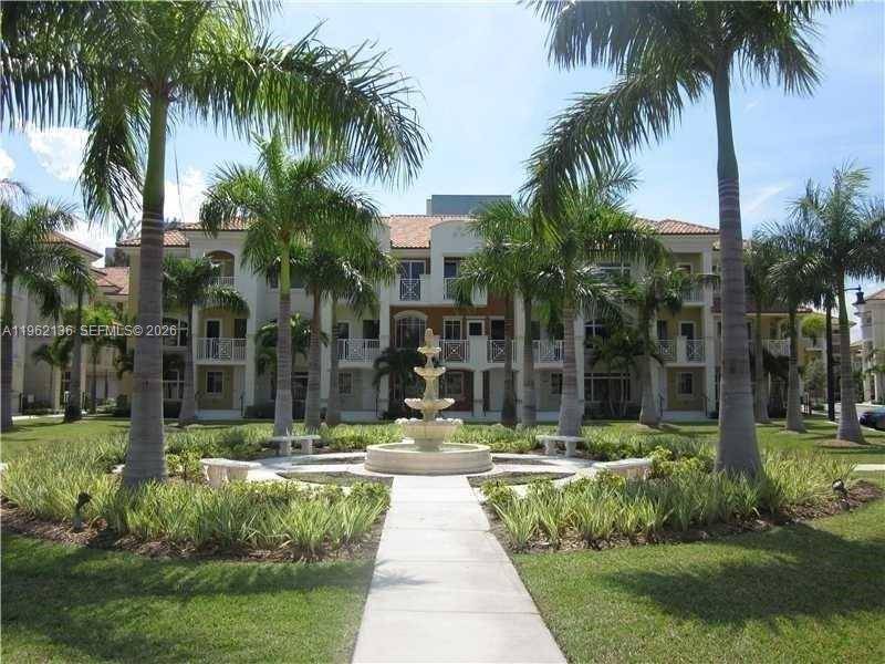 18402 NE 27 CTAventura - Condo 5+ Stories,Townhouse condo unit 124 - picture