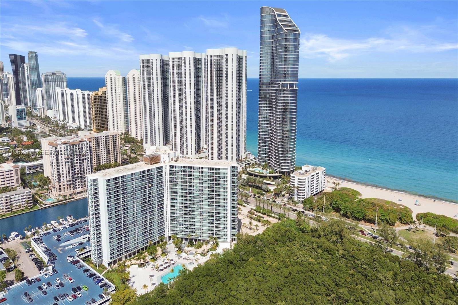 100 Bayview DrSunny Isles Beach - Condo 5+ Stories,Condo condo unit 603 - picture