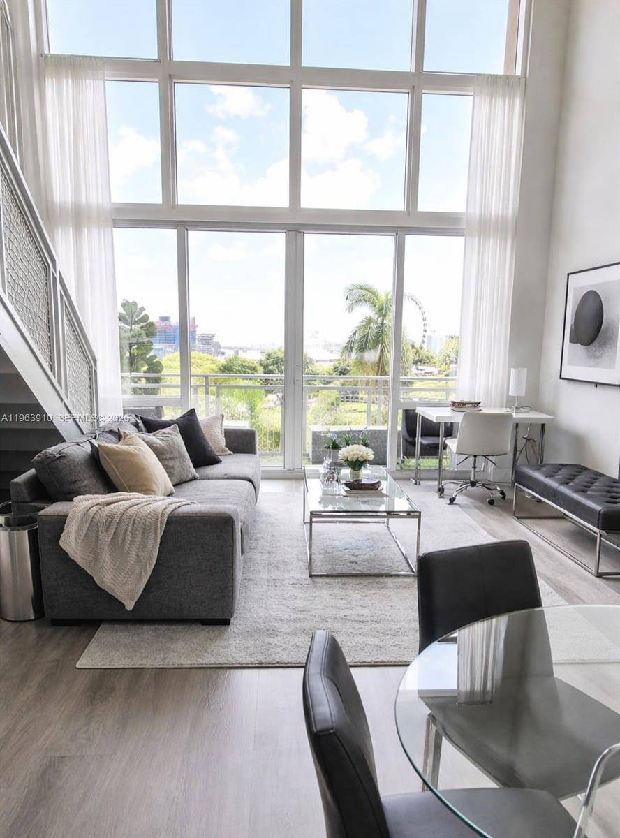 253 NE 2nd StMiami - Condo/Co-Op/Annual,Condo condo unit 433 - picture