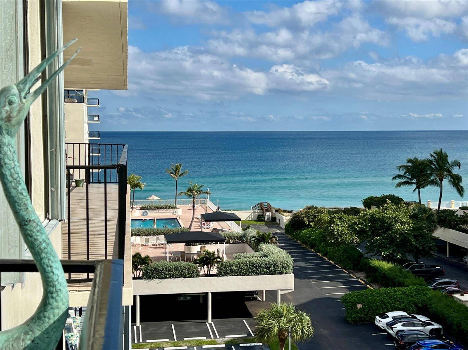3460 S OceanPalm Beach - Condo condo unit 608 - picture