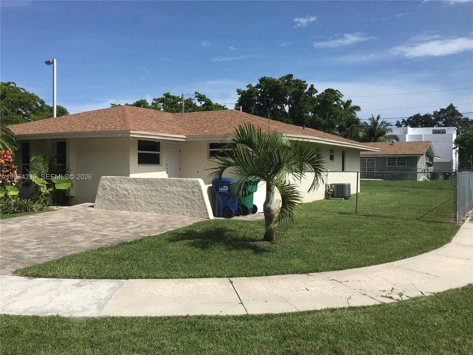5782 SW 61st StMiami - Duplex/Tri/Quad-Annual,Multi Family condo unit 5782 - picture