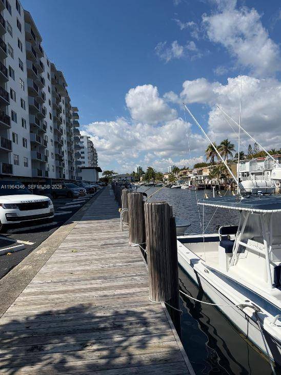 3703 NE 166th StNorth Miami Beach - Condo 5+ Stories,Condo condo unit 301 - picture