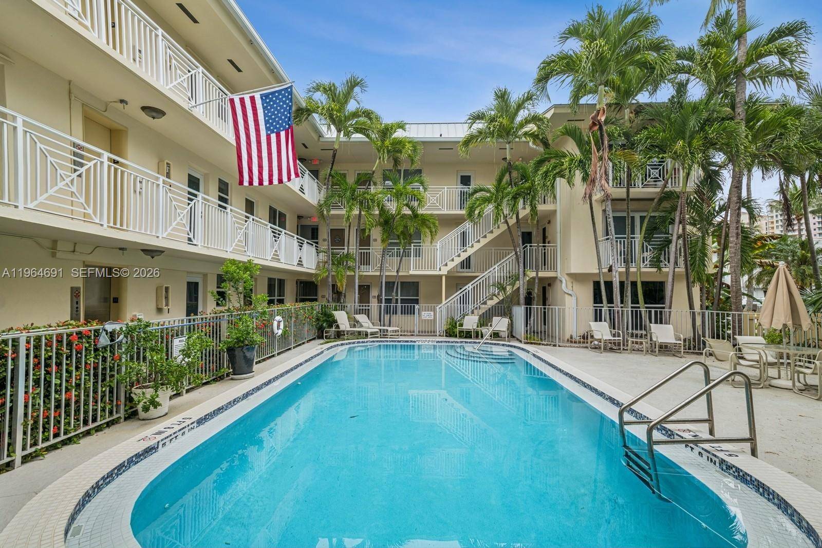 255 Sunrise DrKey Biscayne - Condo 1-4 Stories,Condo condo unit 107 - picture