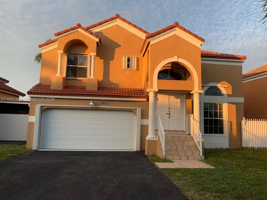 12447 NW 7th StMiami - picture