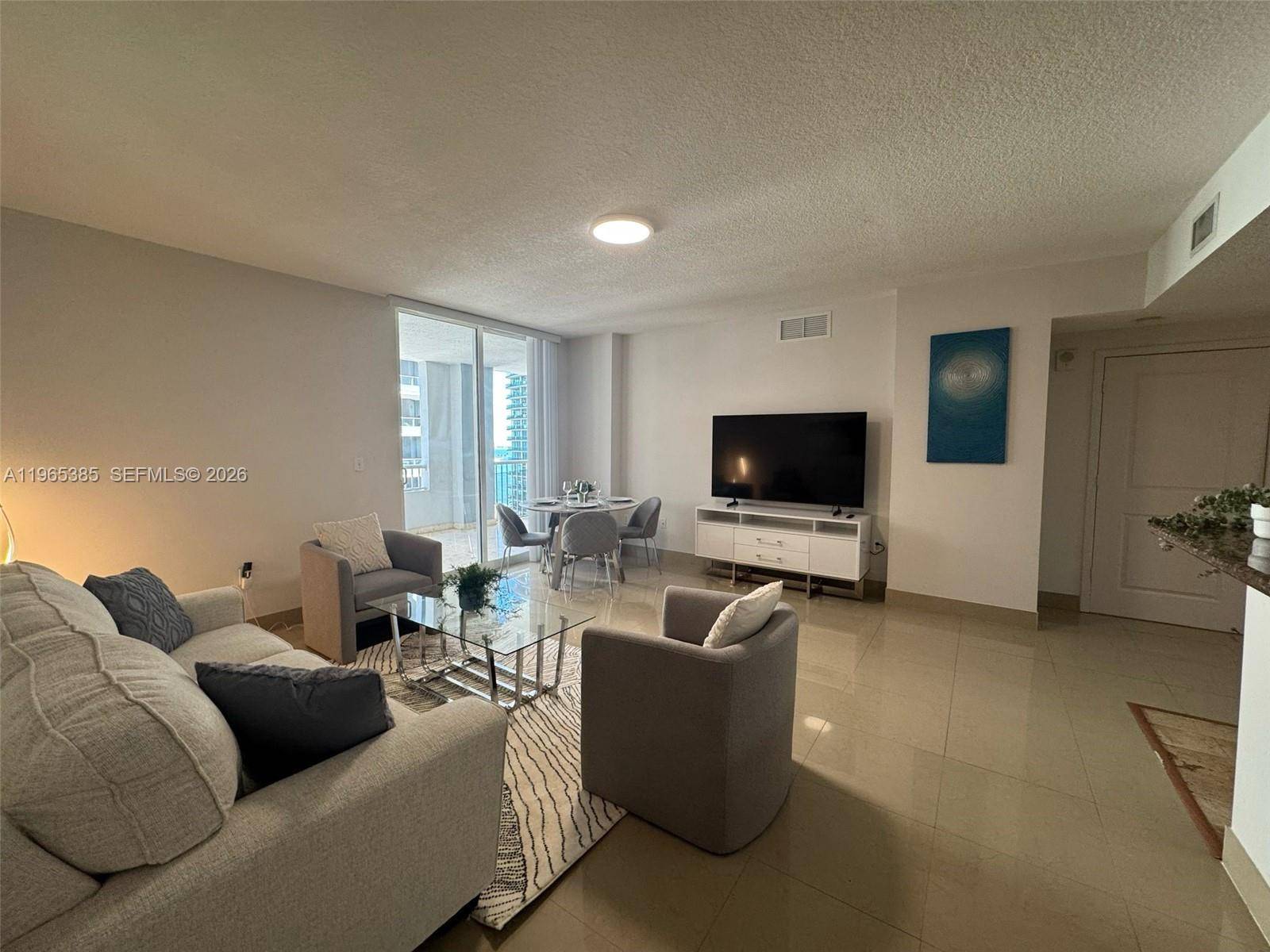 170 SE 14th StMiami - Condo/Co-Op/Seasonal,Apartment condo unit 1108 - picture