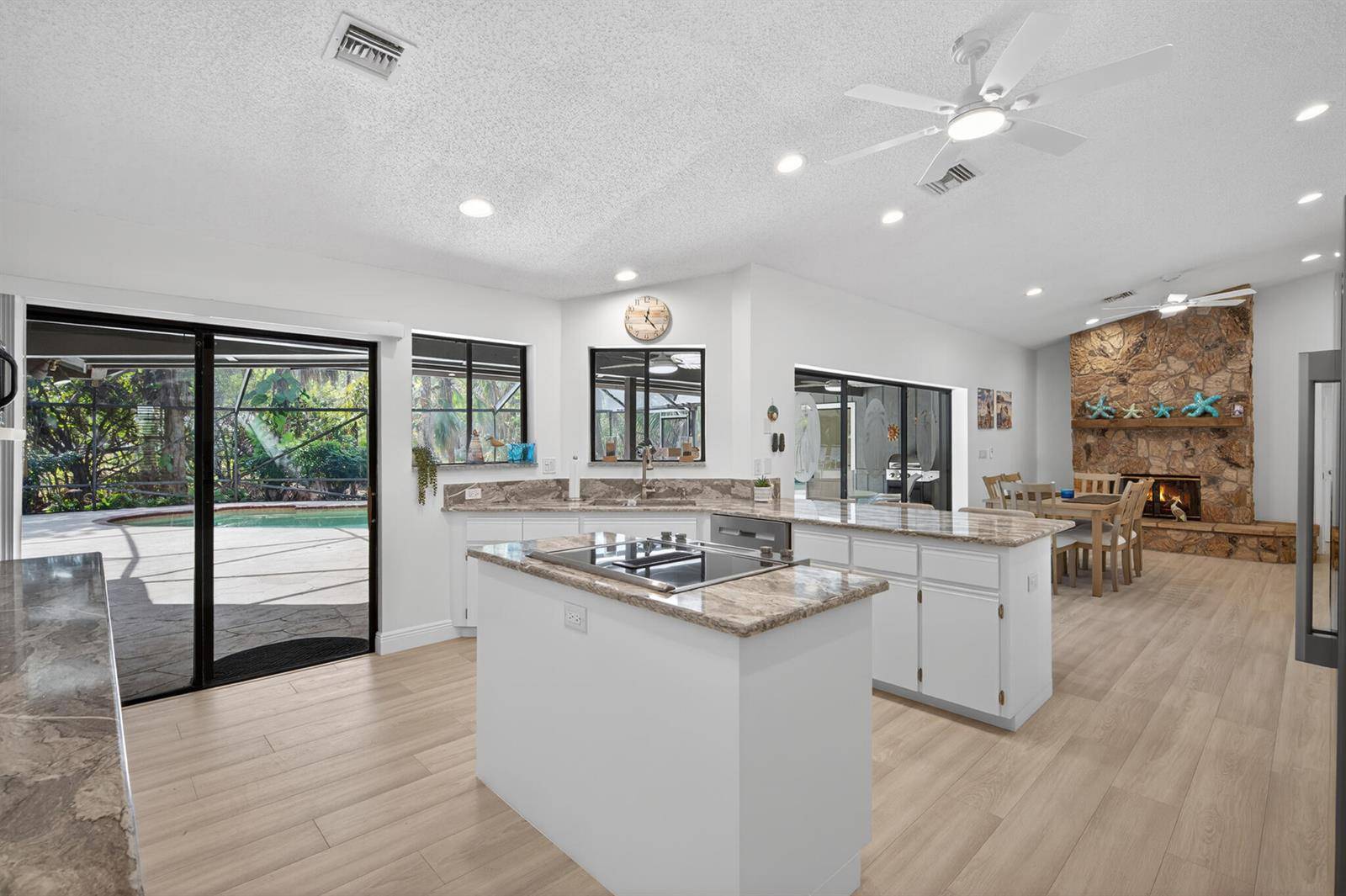 8166 N 155thPalm Beach Gardens - picture