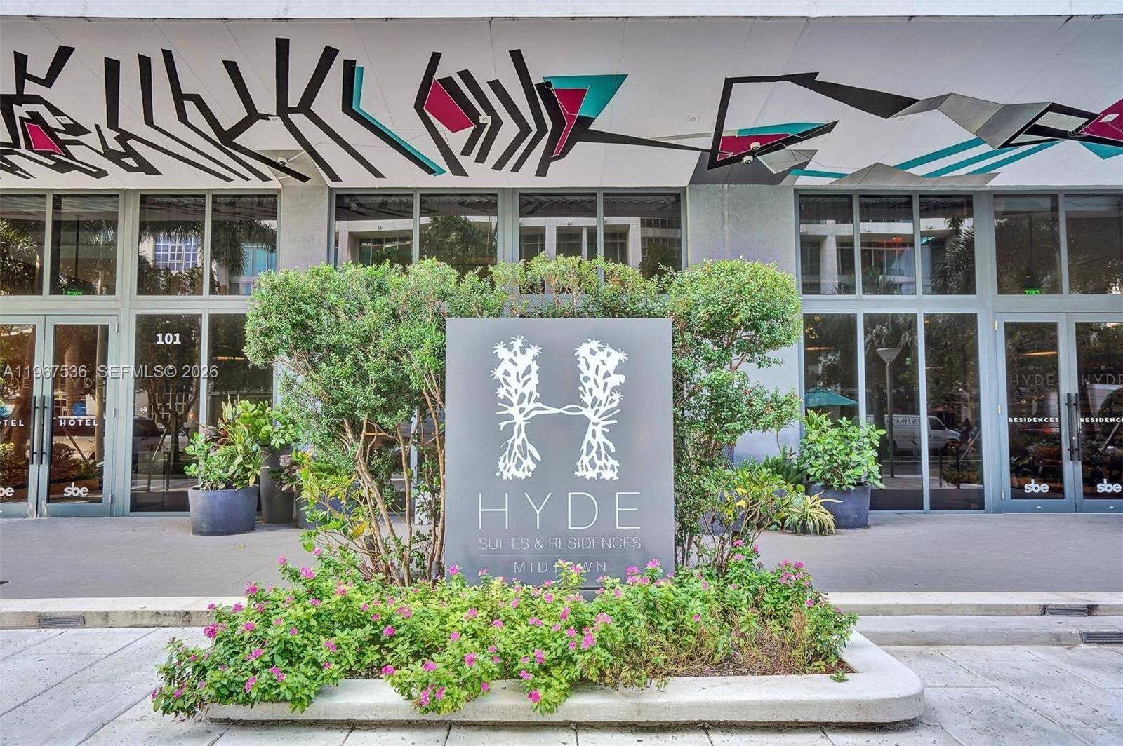 121 NE 34th StMiami - Condo 5+ Stories,Condo condo unit 1705 - picture