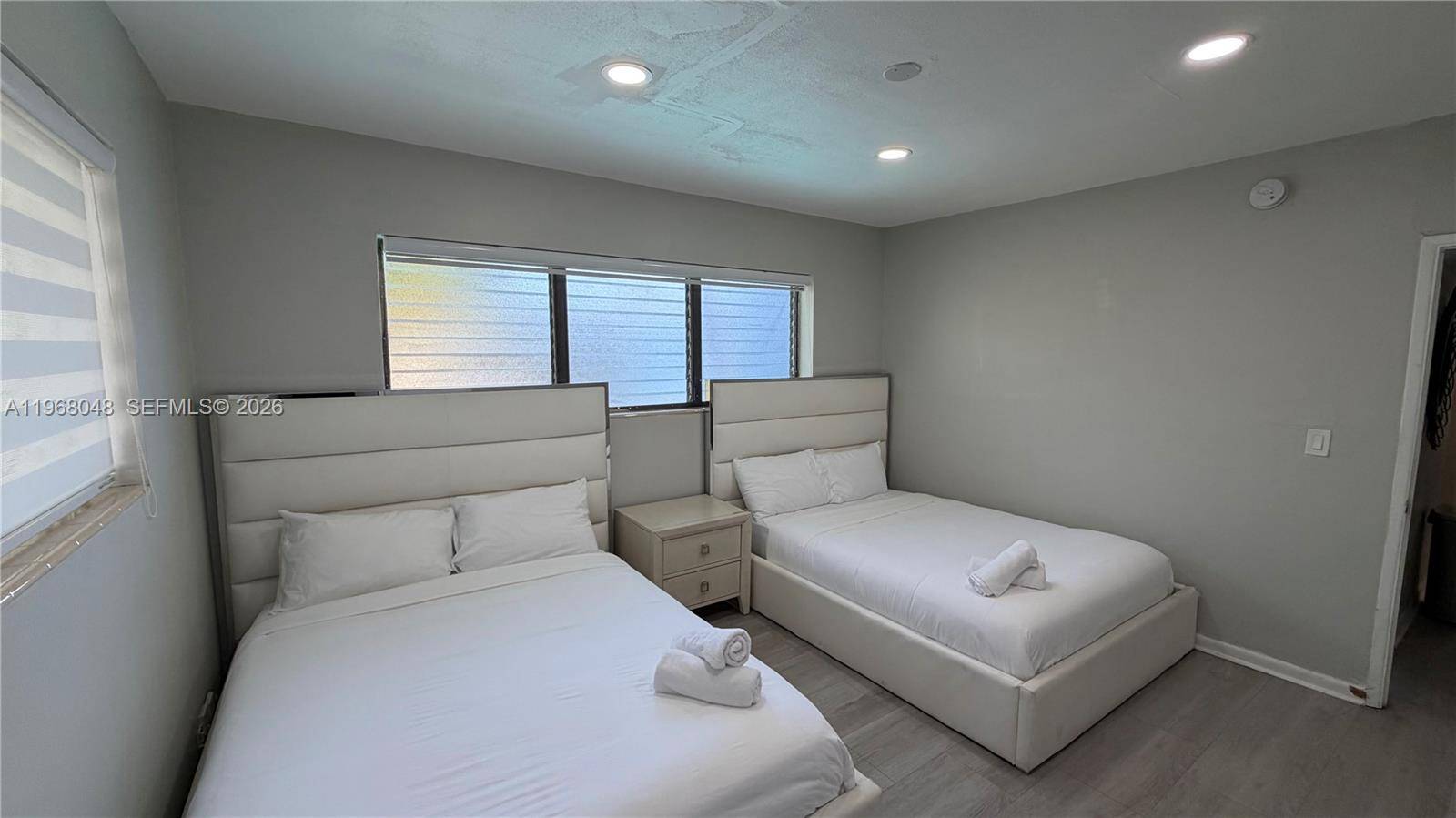 10004 E Bay Harbor DrBay Harbor Islands - Condo/Co-Op/Annual,Multi Family condo unit 10 - picture