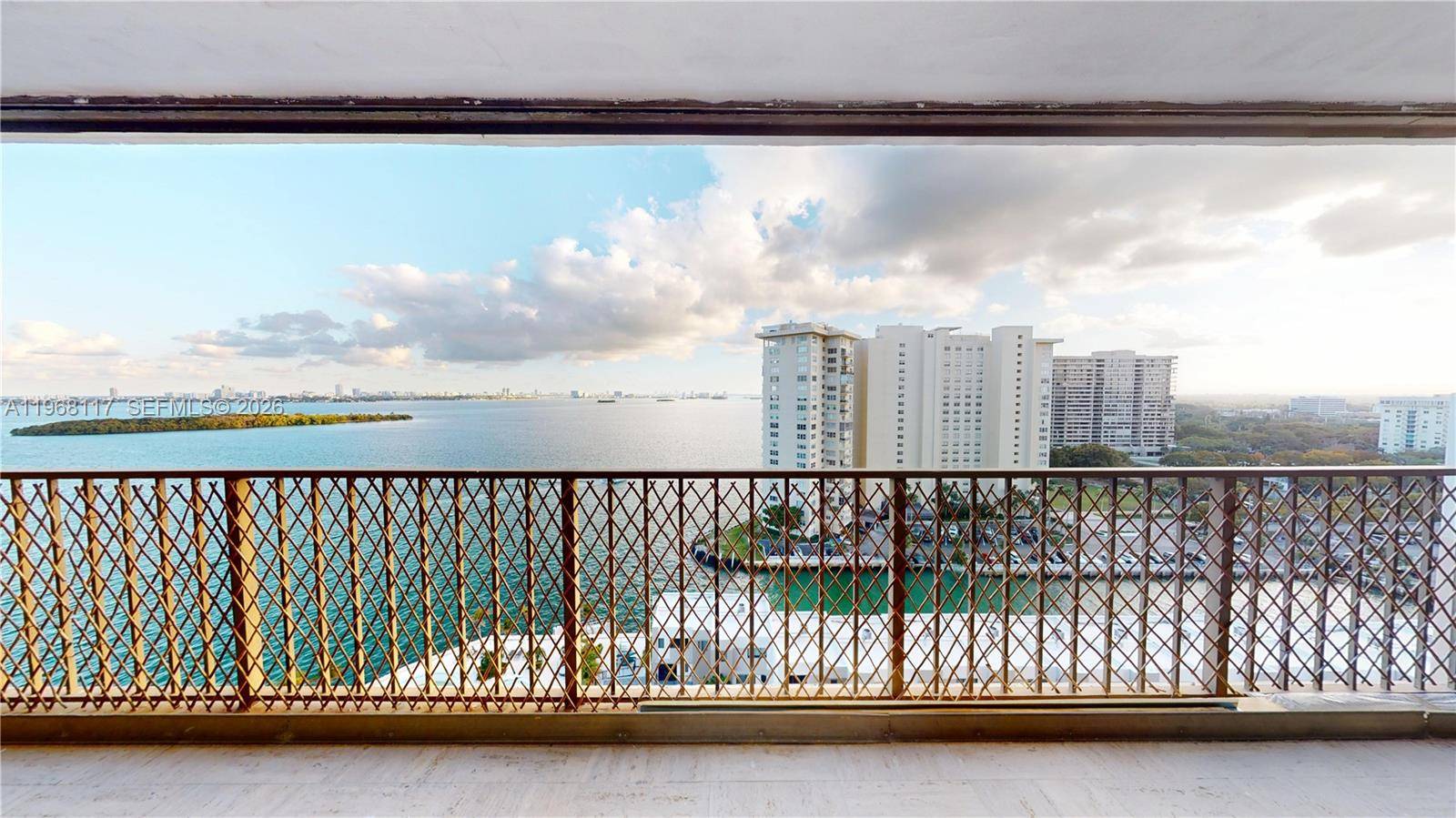 1800 NE 114th StMiami - Condo/Co-Op/Annual,Condo condo unit 1705 - picture