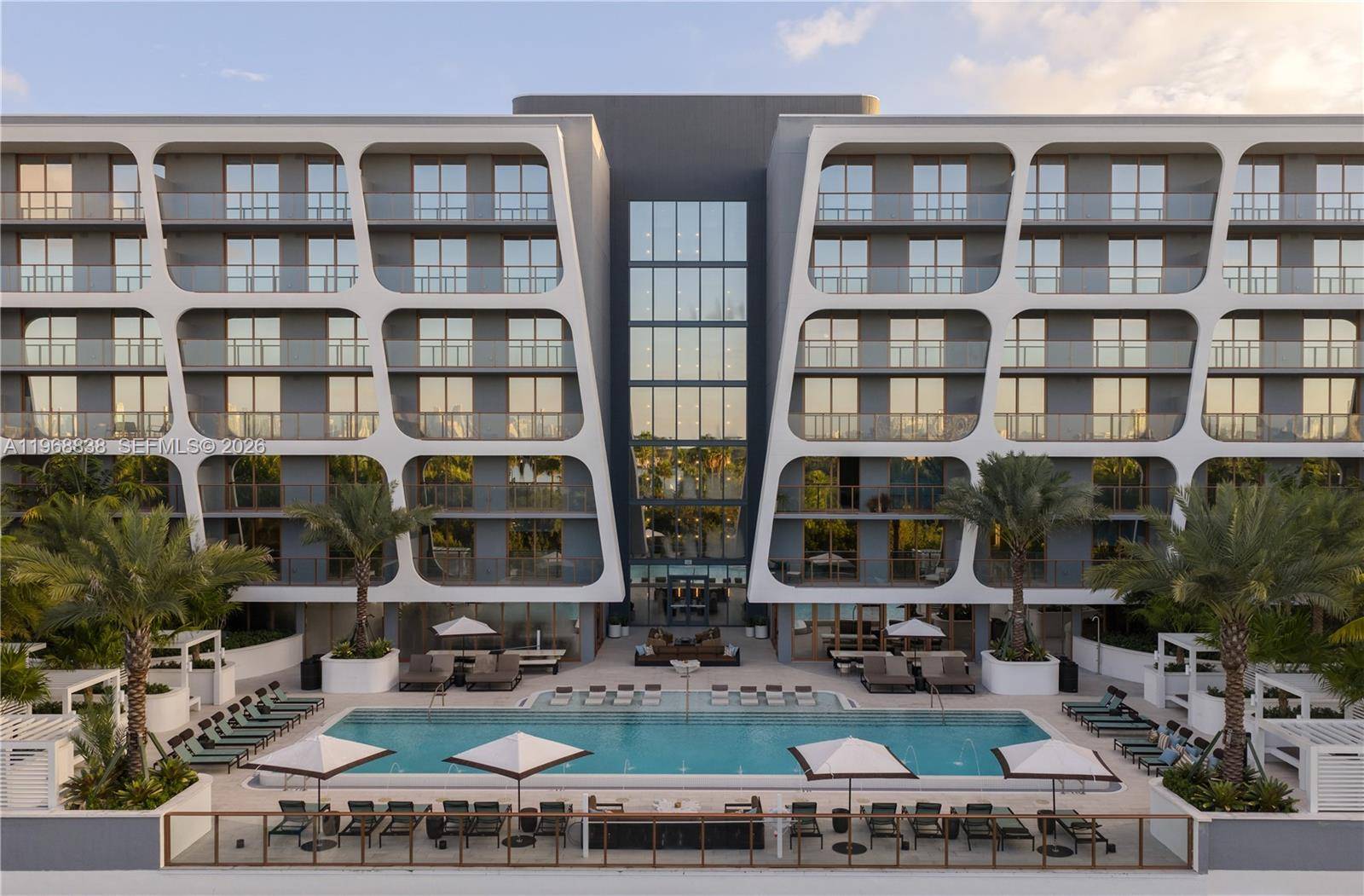 3900 Alton RoadMiami Beach - Apartments-Annual,Apartment condo unit 318 - picture