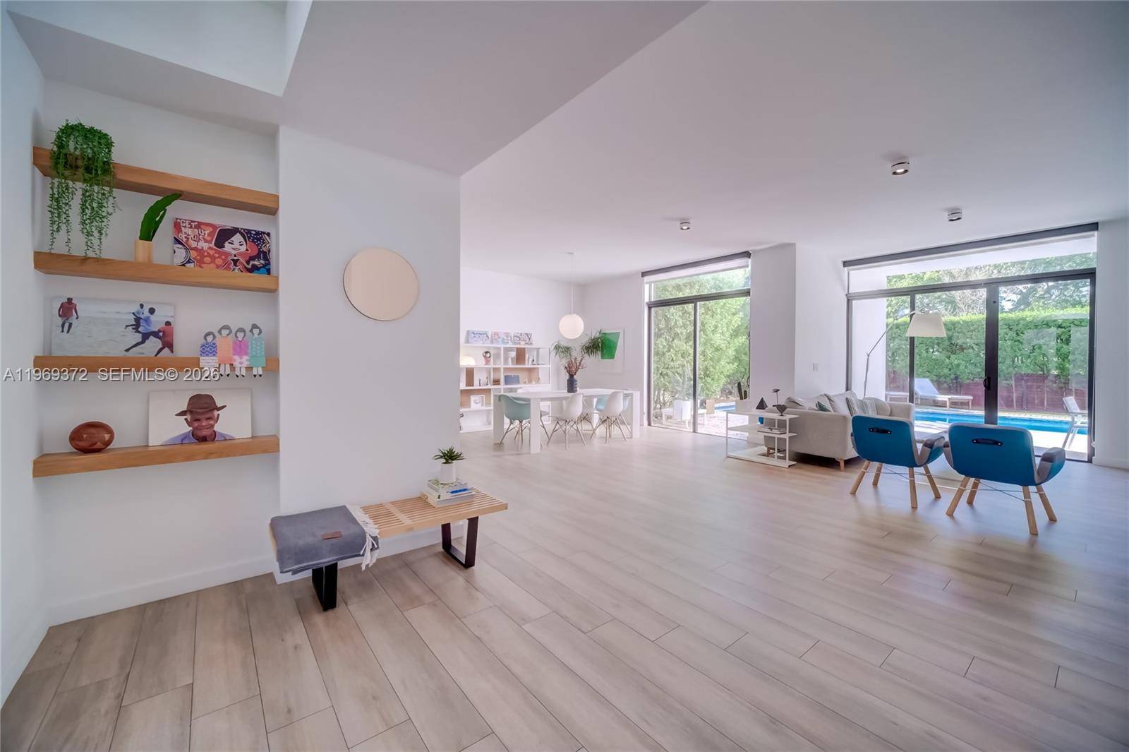 8660 Arboretum LnMiami - picture