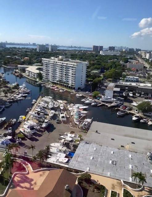 13499 Biscayne BlvdNorth Miami - Condo 5+ Stories,Condo condo unit 902 - picture