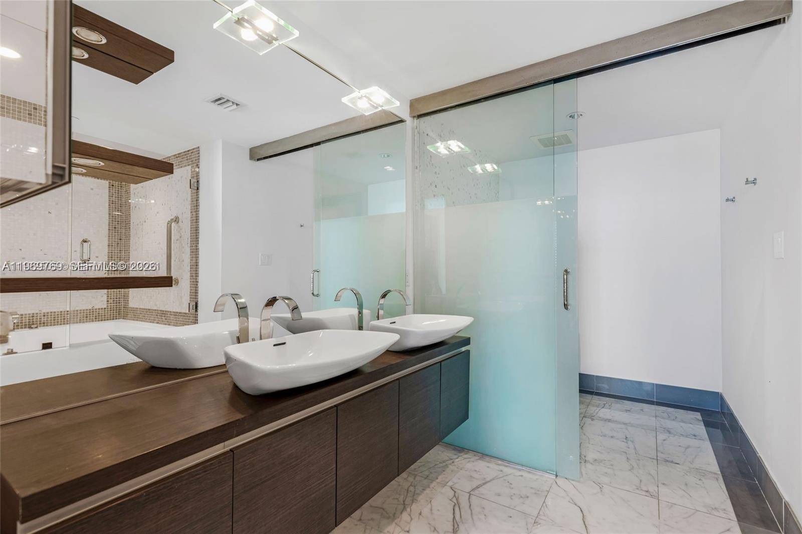 200 Biscayne Boulevard WayMiami - Condo/Co-Op/Annual,Condo condo unit 3913 - picture