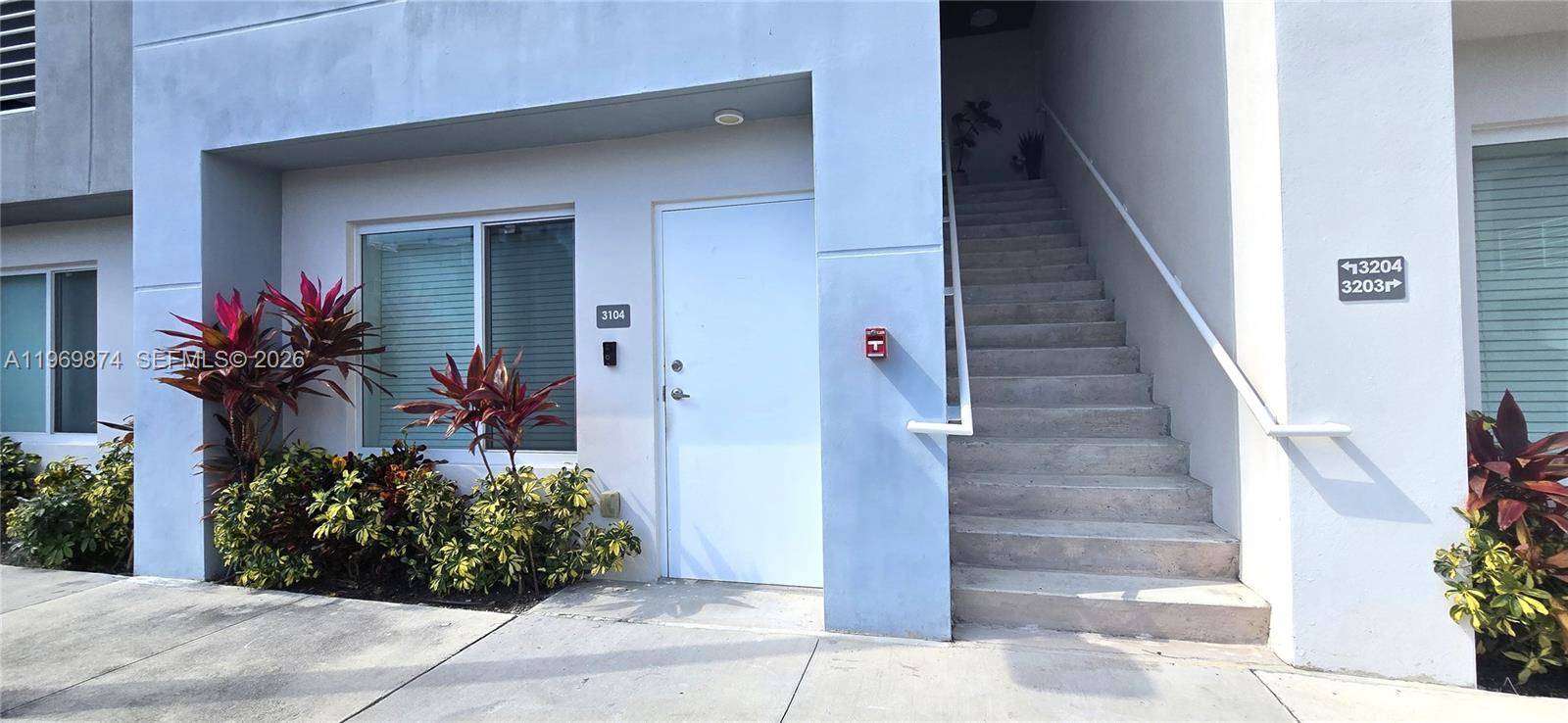 2535 NE 193rd StMiami - Condo/Co-Op/Annual,Condo condo unit 3104 - picture