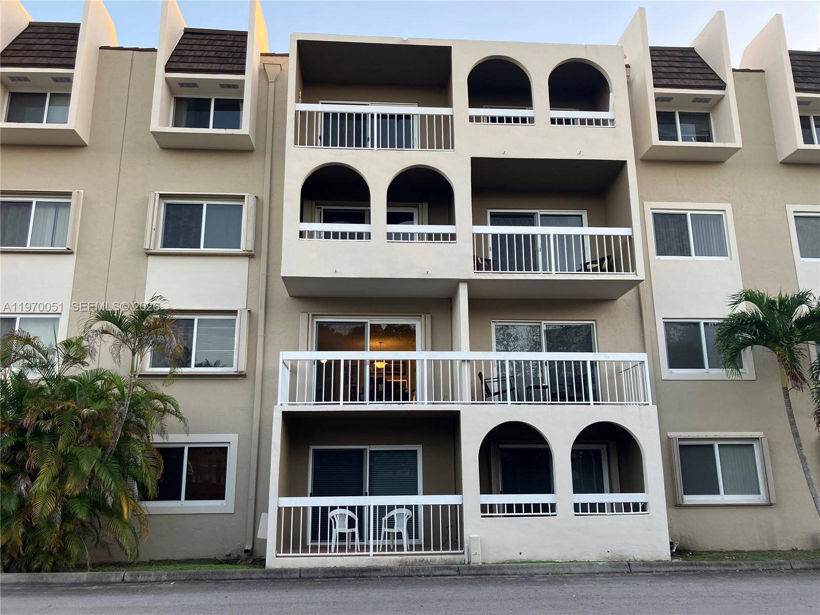 7732 Camino RealMiami - Condo 1-4 Stories,Condo condo unit f-104 - picture