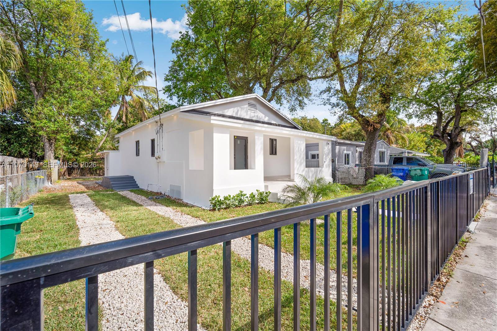 5511 NW 4th AveMiami - picture