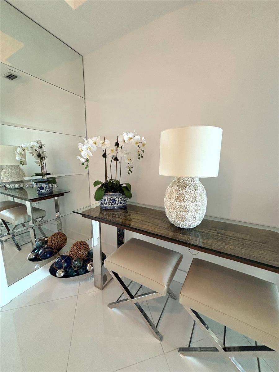 1 N Ocean BlvdPompano Beach - Condo/Co-Op/Annual,Condo condo unit 1004 - picture