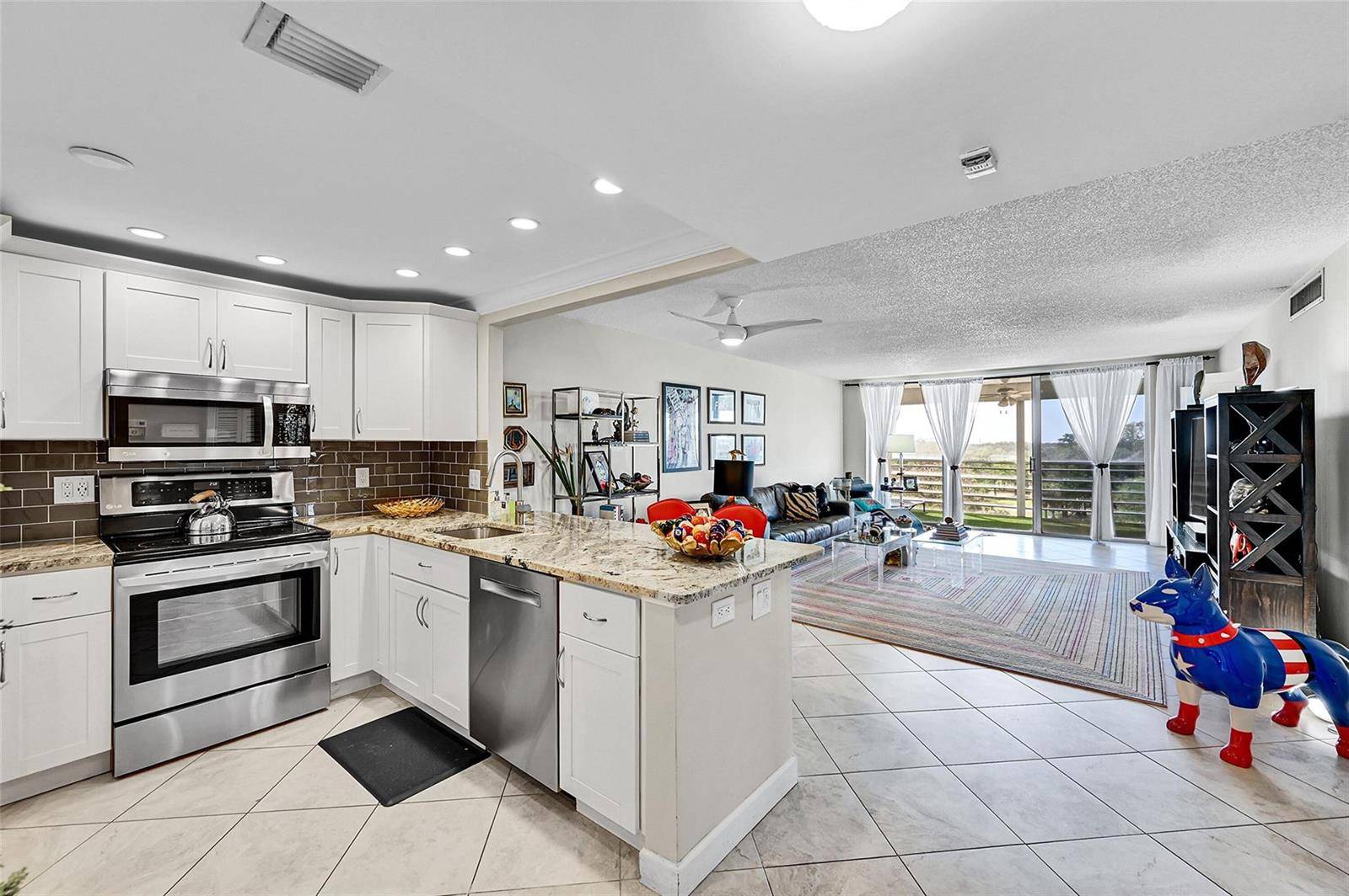 605 OaksPompano Beach - Condo condo unit 701 - picture
