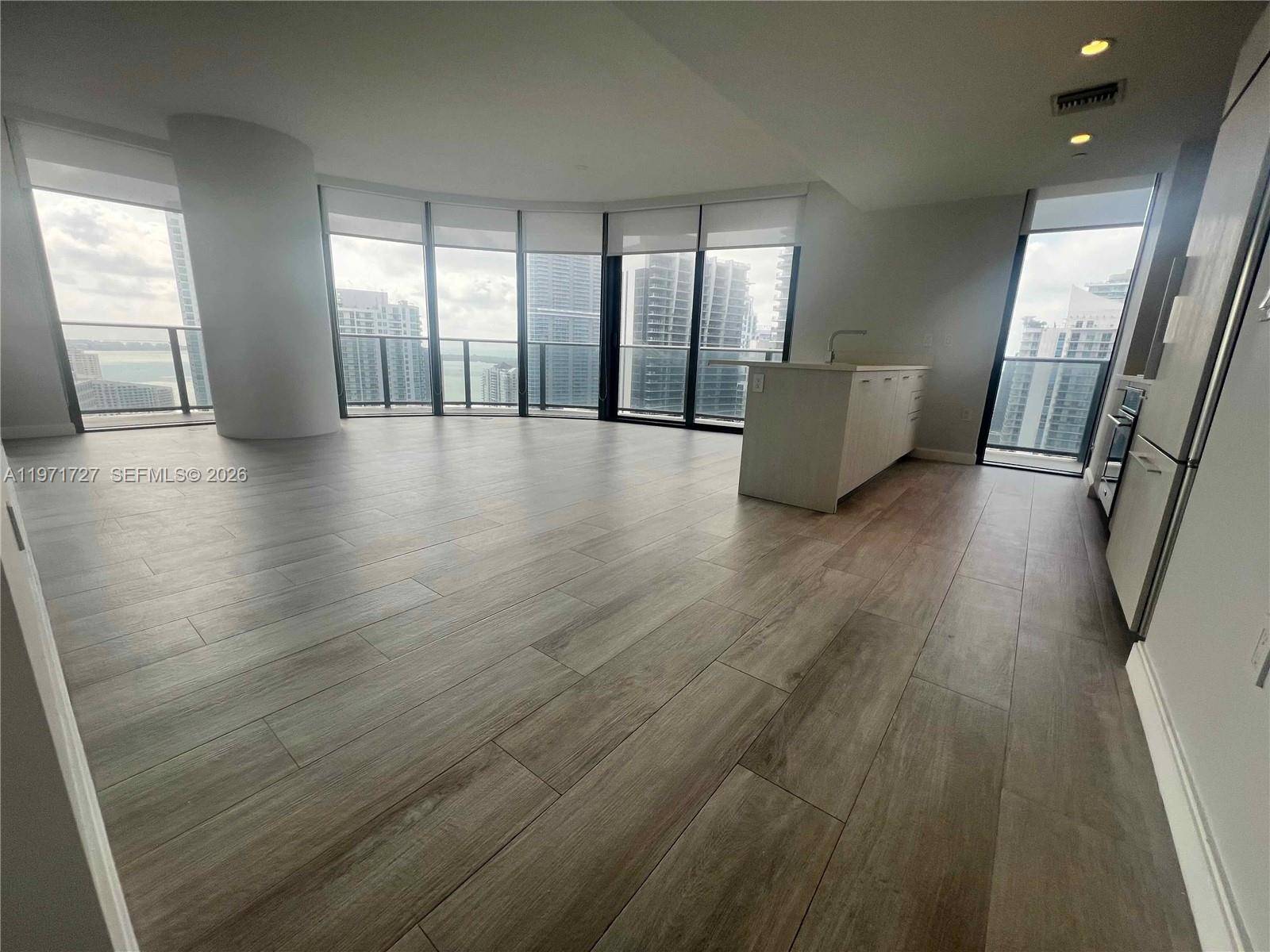 45 SW 9th StMiami - Condo/Co-Op/Annual,Condo condo unit 3703 - picture