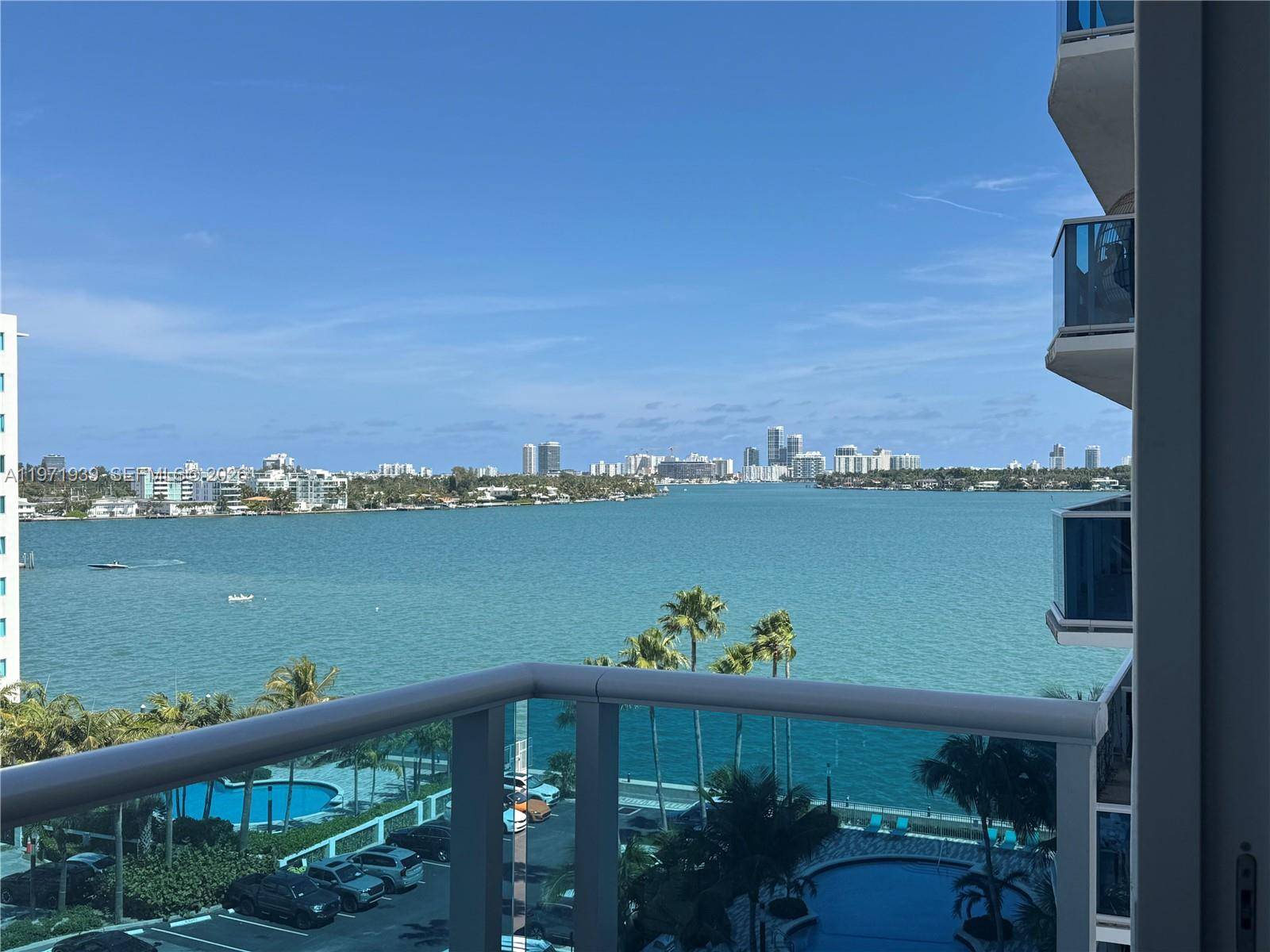 7501 E Treasure DrNorth Bay Village - Condo 5+ Stories,Condo condo unit 7L - picture