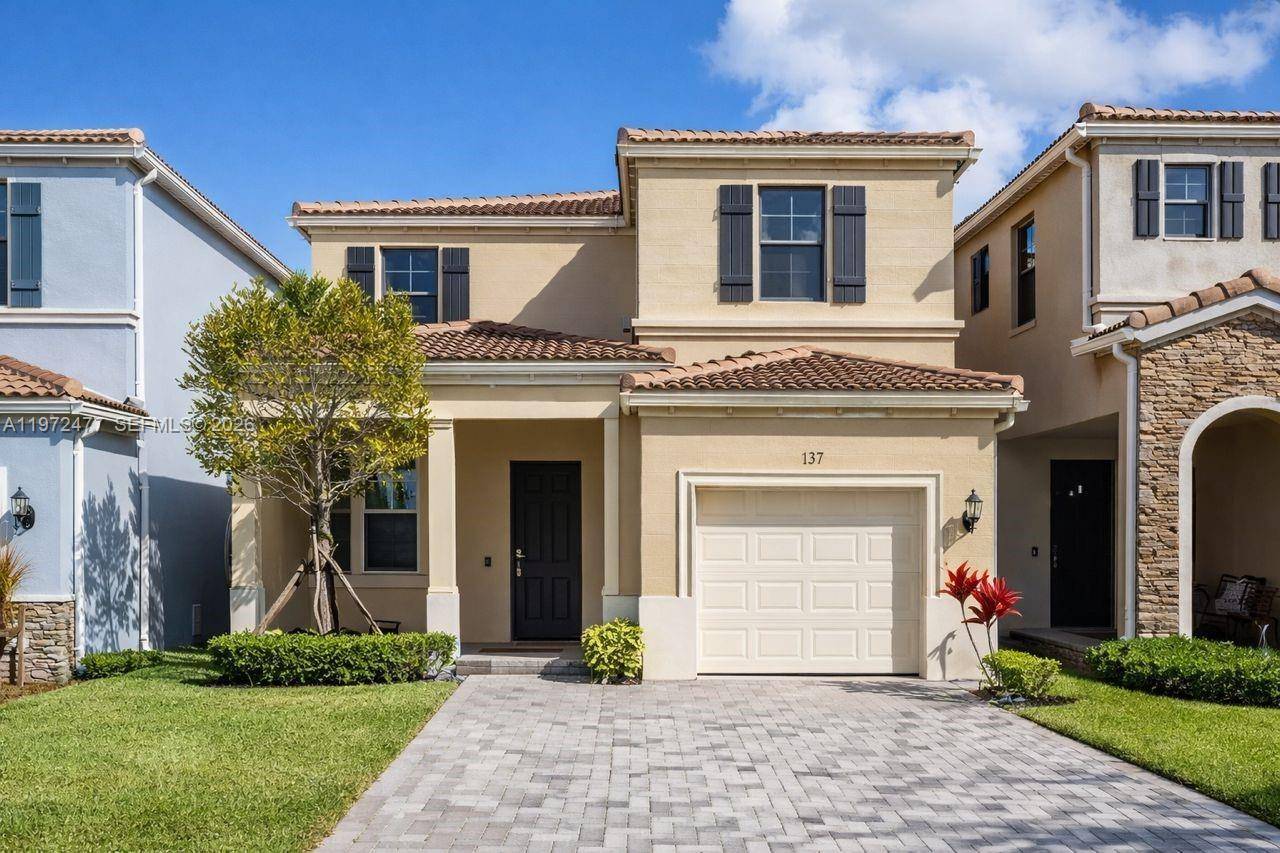 829 NE 191st StMiami - picture
