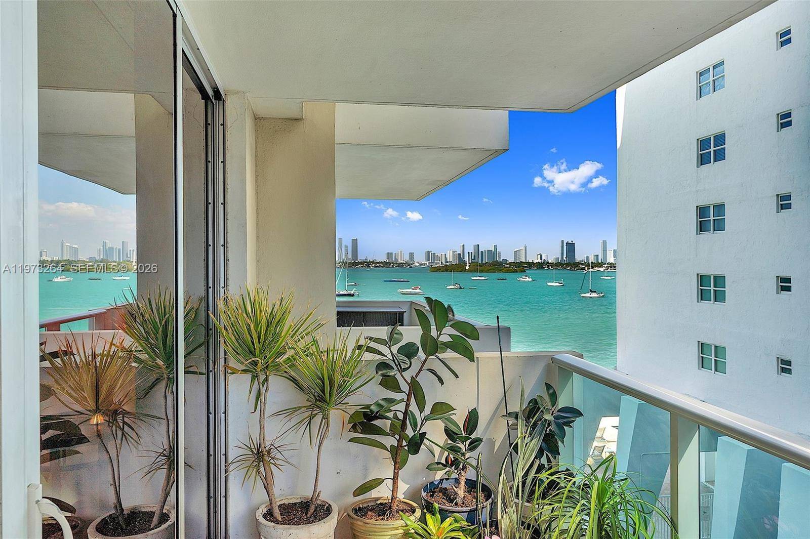 1200 West AveMiami Beach - Condo/Co-Op/Annual,Condo condo unit 423 - picture