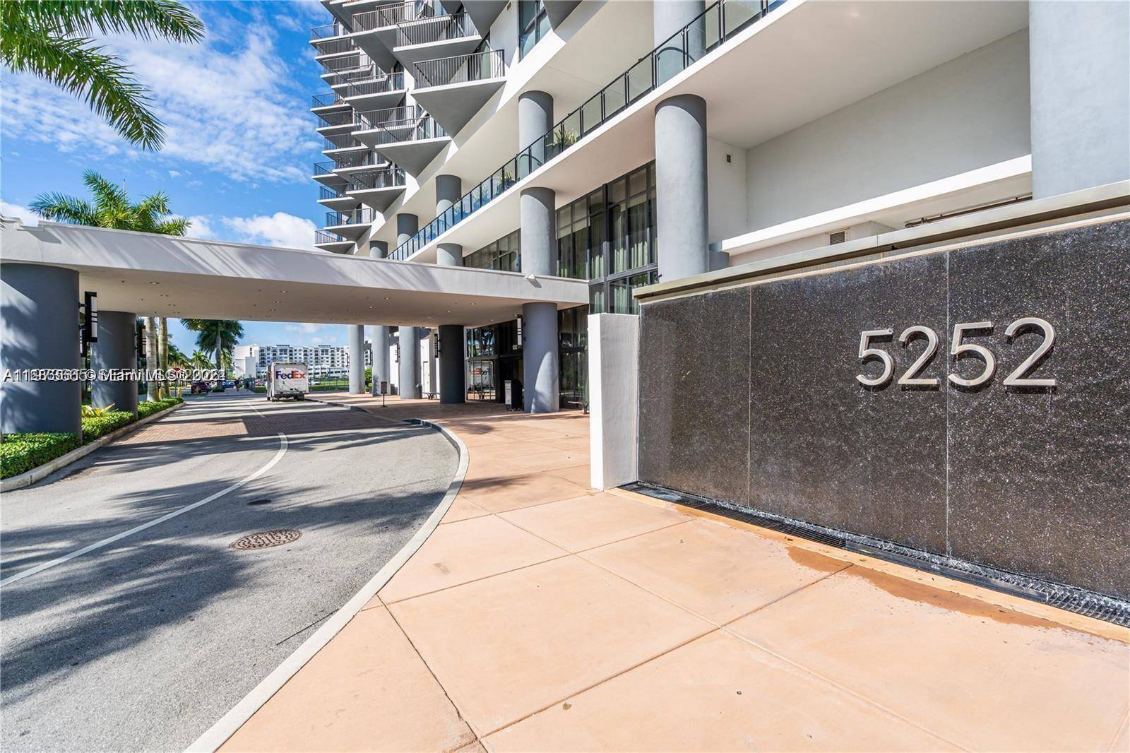 5252 NW 85th AveDoral - Apartments-Annual,Condo condo unit 1506 - picture