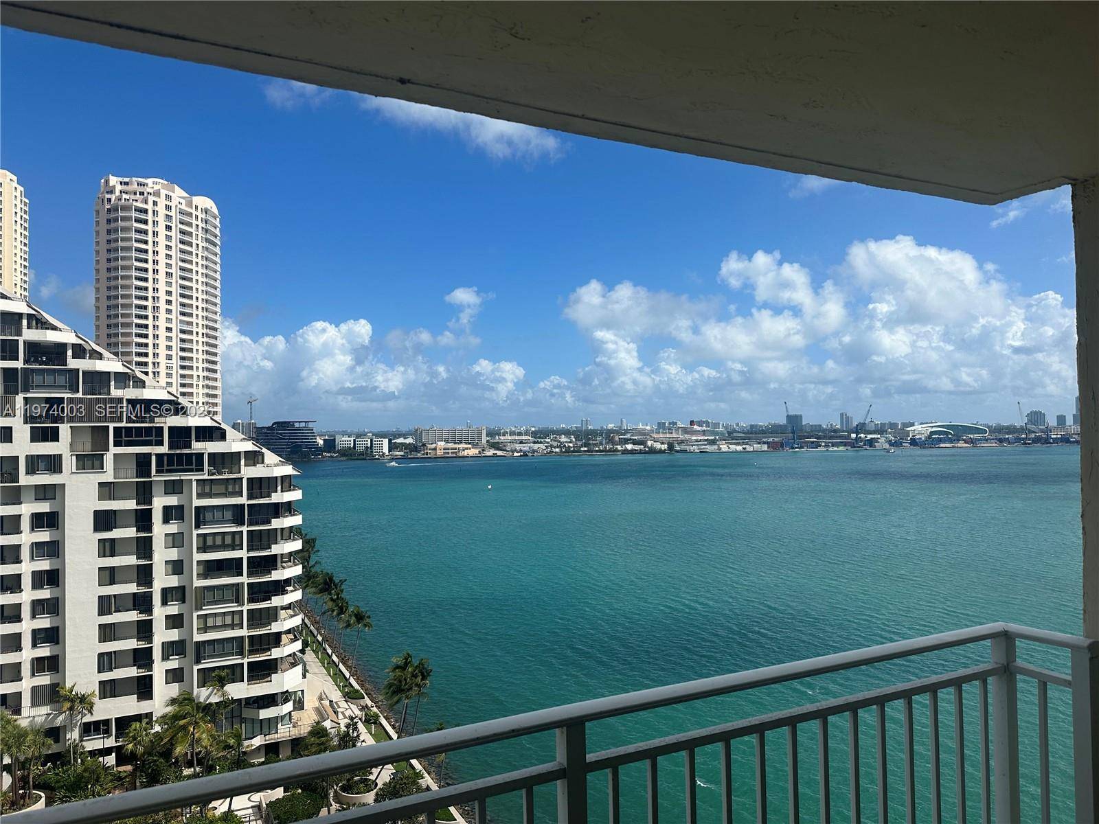 770 NE Claughton Island DrMiami - Condo/Co-Op/Annual,Condo condo unit 1613 - picture