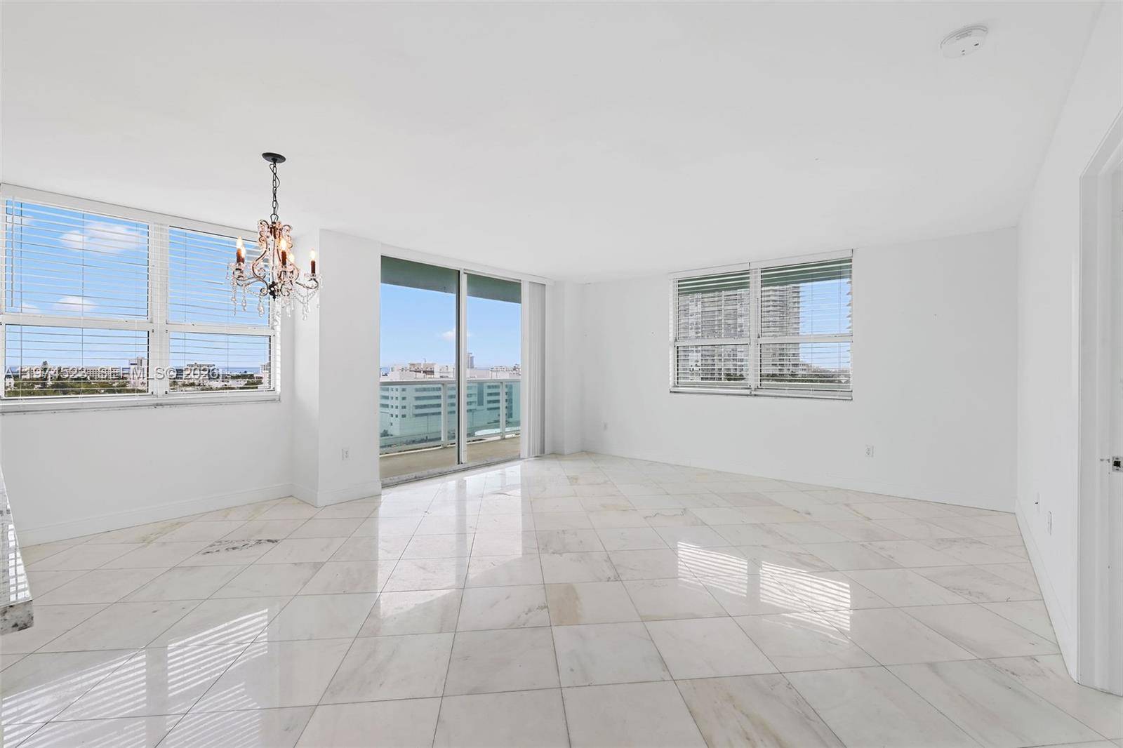 650 West AveMiami Beach - Condo/Co-Op/Annual,Condo condo unit 1102 - picture