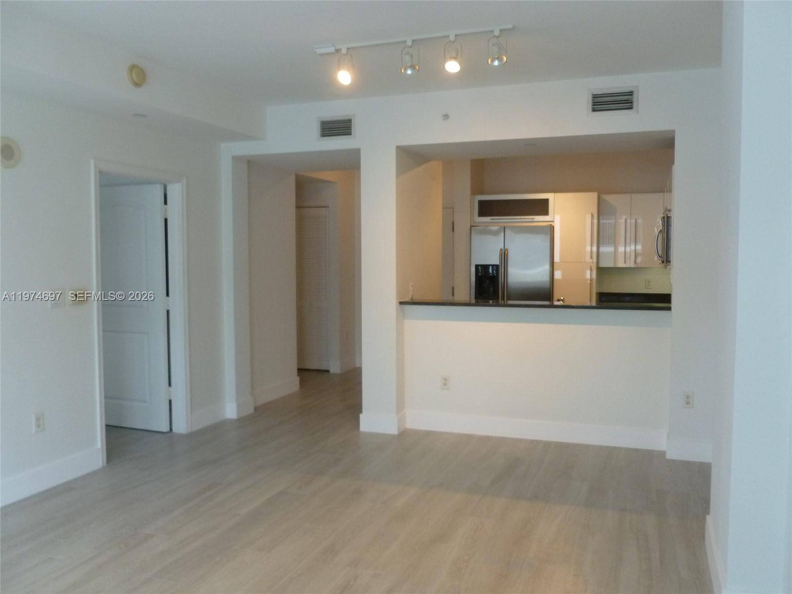 7350 SW 89th StMiami - Condo 5+ Stories,Condo condo unit 807S - picture