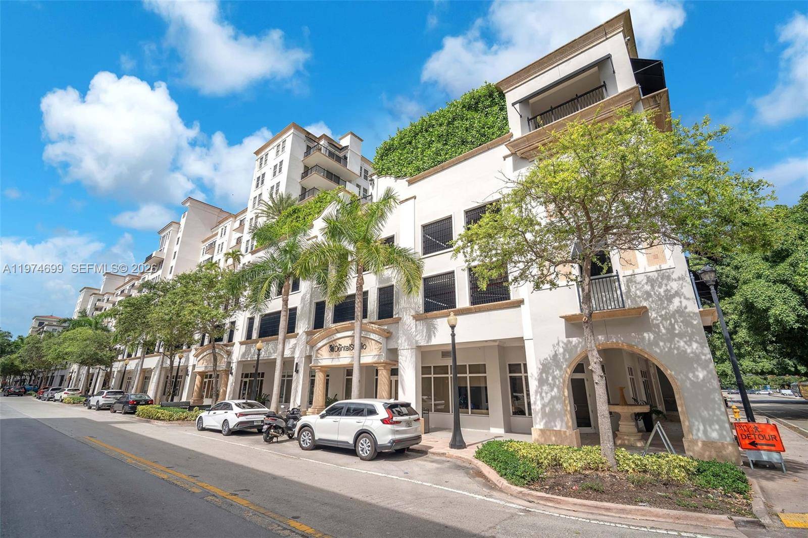 4100 Salzedo StCoral Gables - Condo 5+ Stories,Condo condo unit 519 - picture