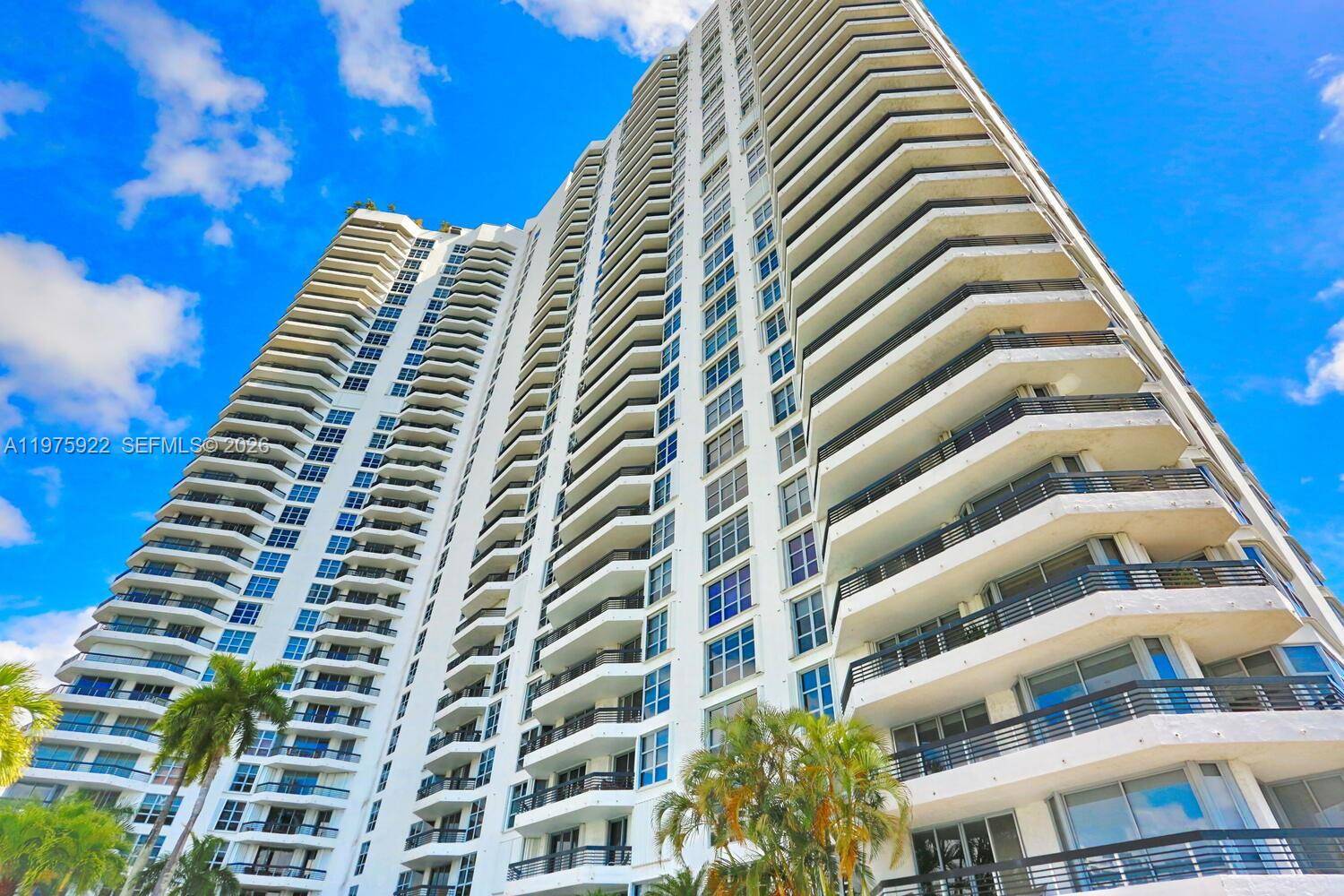 3530 Mystic Pointe DrAventura - Condo 5+ Stories,Condo condo unit 2807 - picture