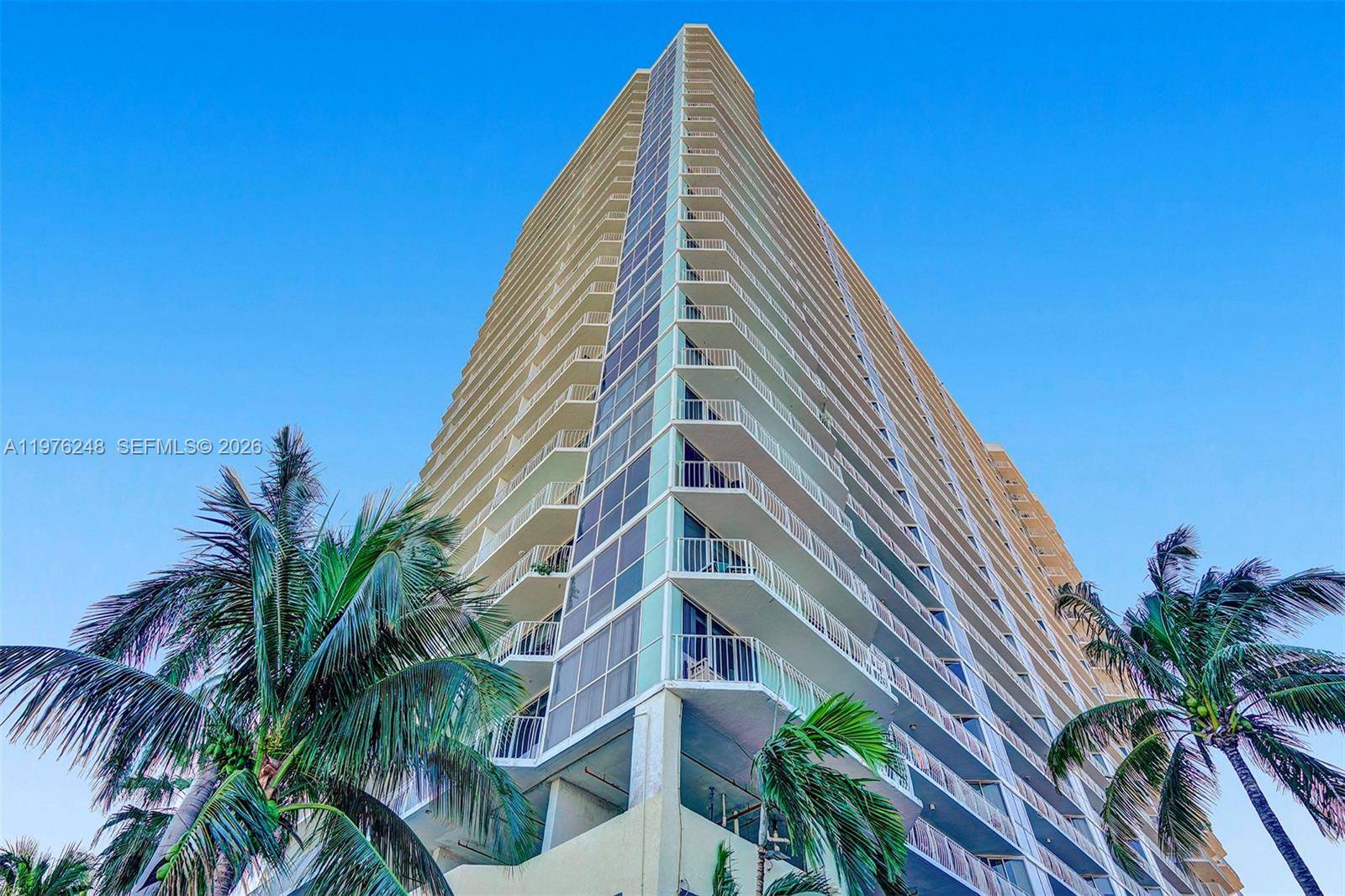 7601 E Treasure DrNorth Bay Village - Condo/Co-Op/Annual,Condo condo unit 2205 - picture