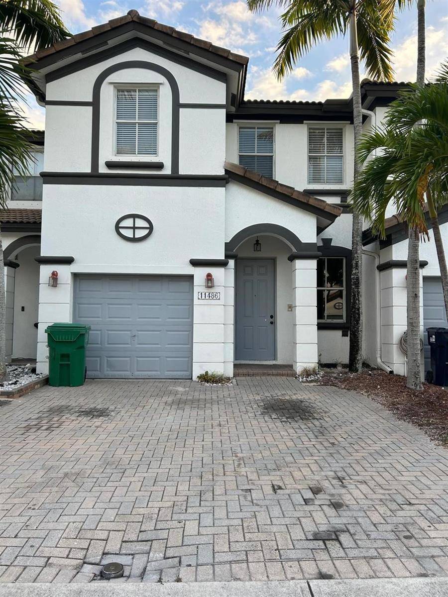 11486 NW 77thDoral - picture