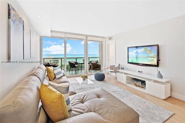 100 Bayview DrSunny Isles Beach - Condo/Co-Op/Seasonal,Condo condo unit 1407 - picture