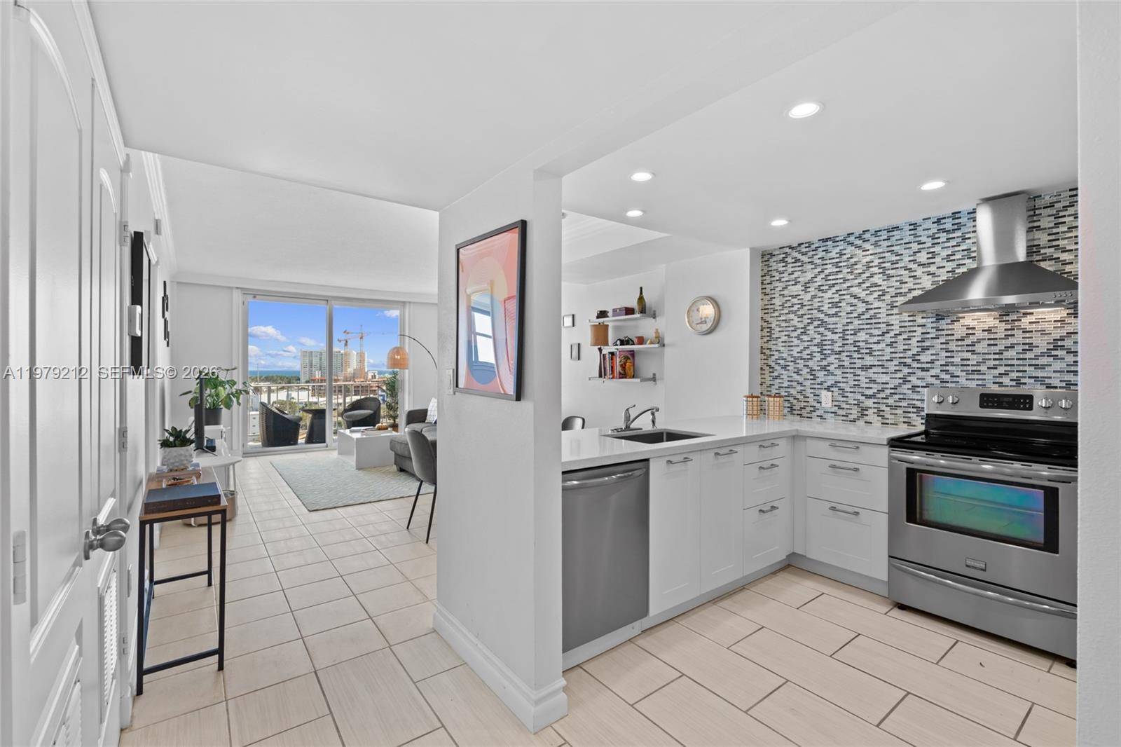 6900 Bay DrMiami Beach - Condo 5+ Stories,Condo condo unit 10H - picture