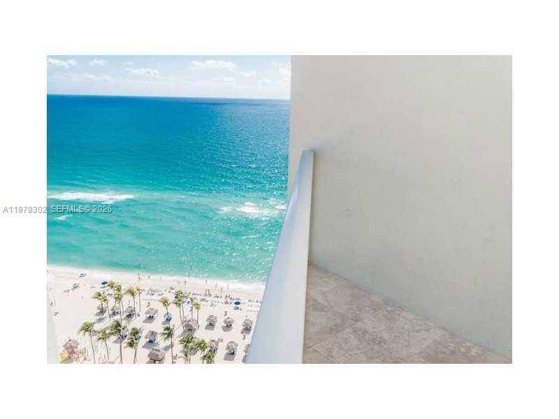 16699 Collins AveSunny Isles Beach - Condo/Co-Op/Seasonal,Condo condo unit 2406 - picture