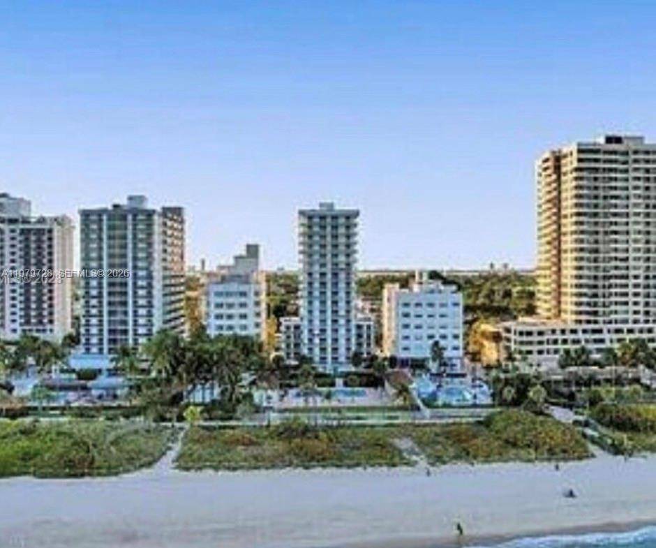 2457 Collins AveMiami Beach - Condo/Co-Op/Annual,Condo condo unit 1605 - picture